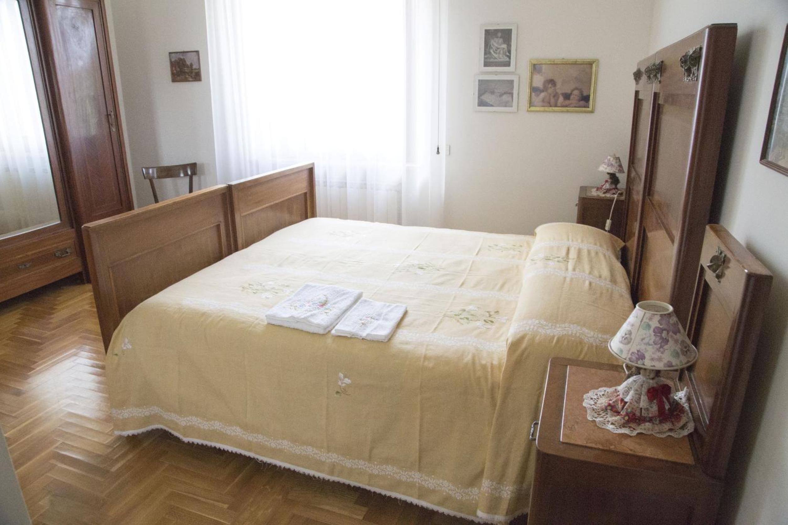 Four-Bedroom House photo 2