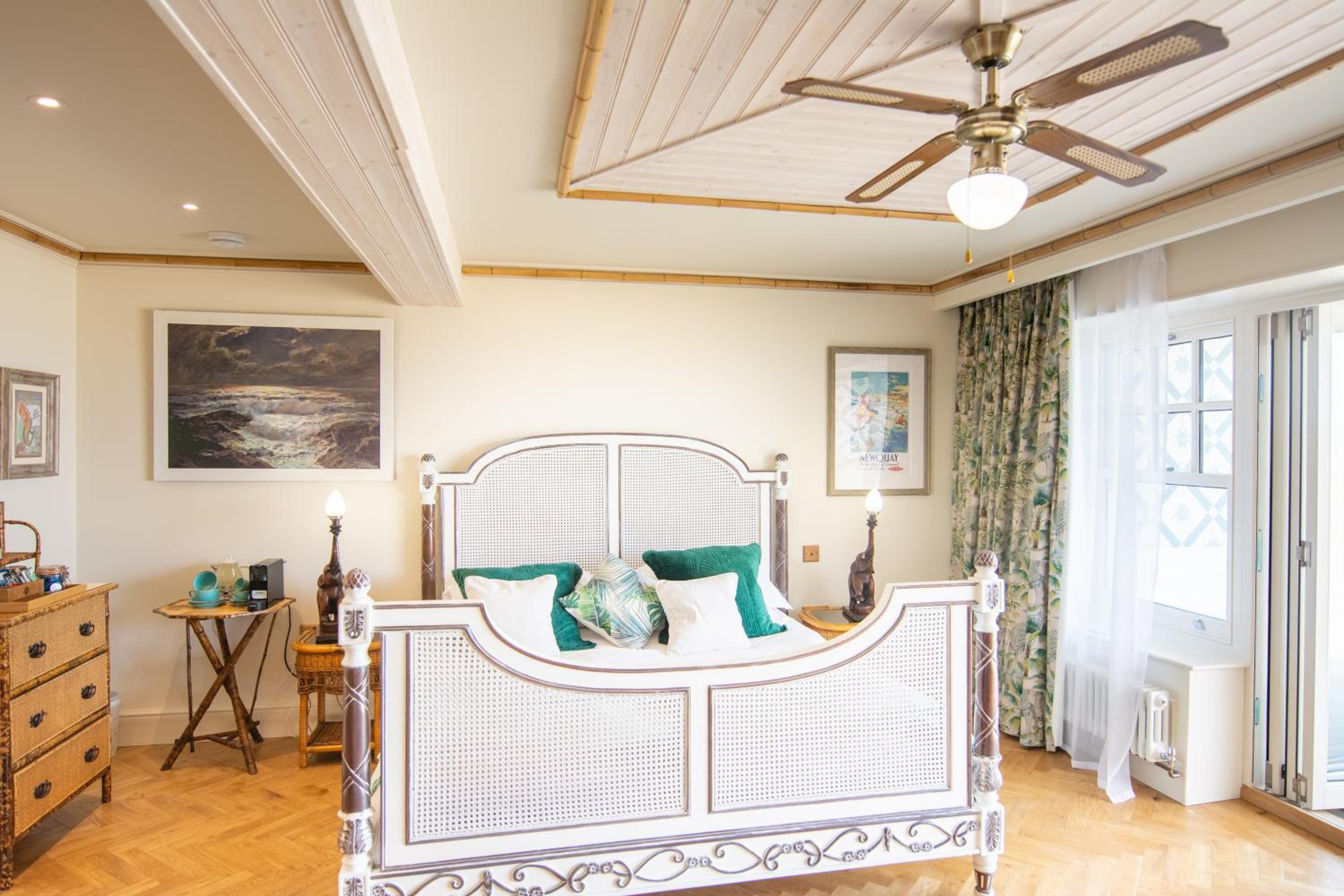 Suite with Hot Tub