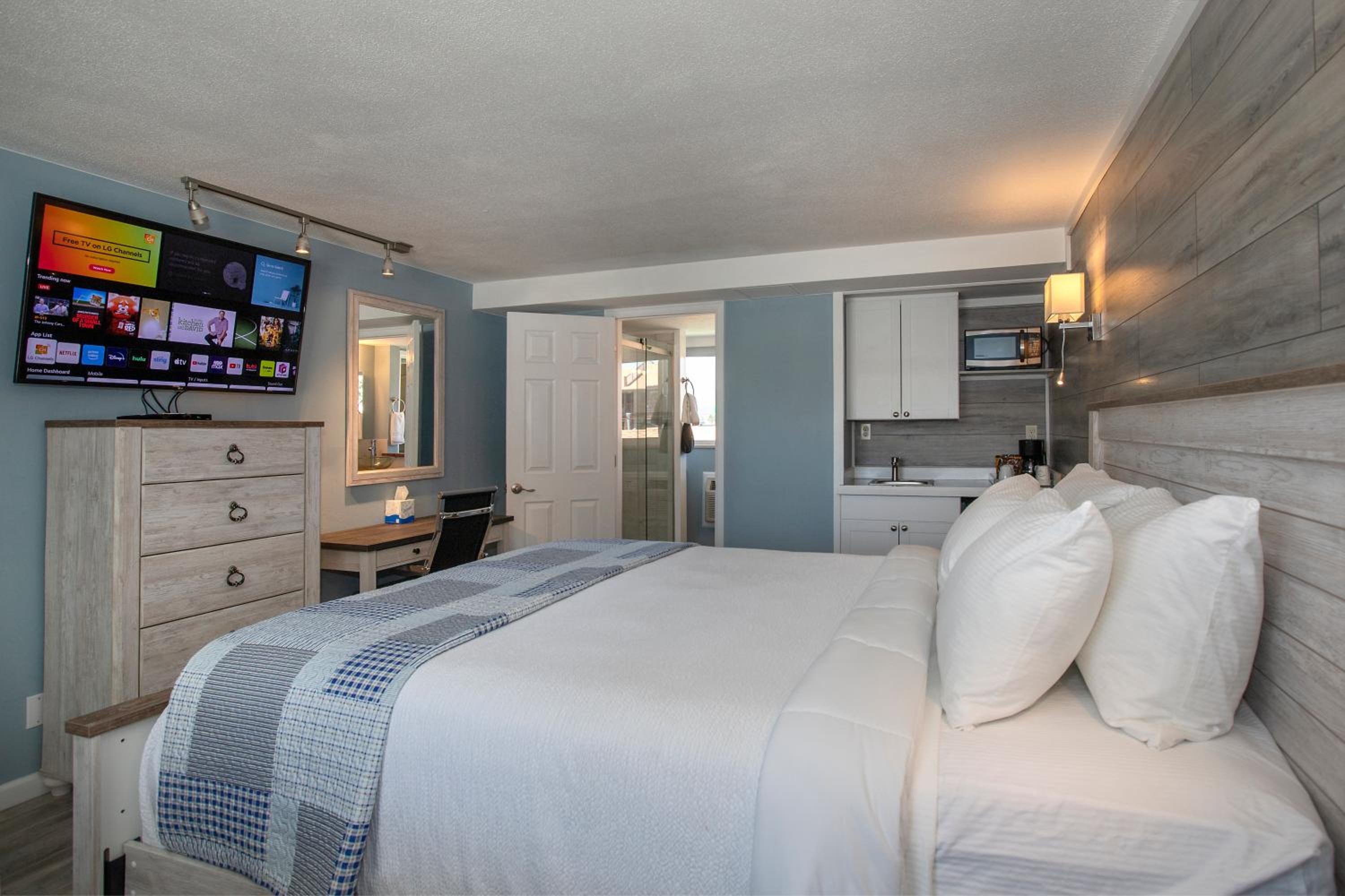 Courtyard King Room photo 1