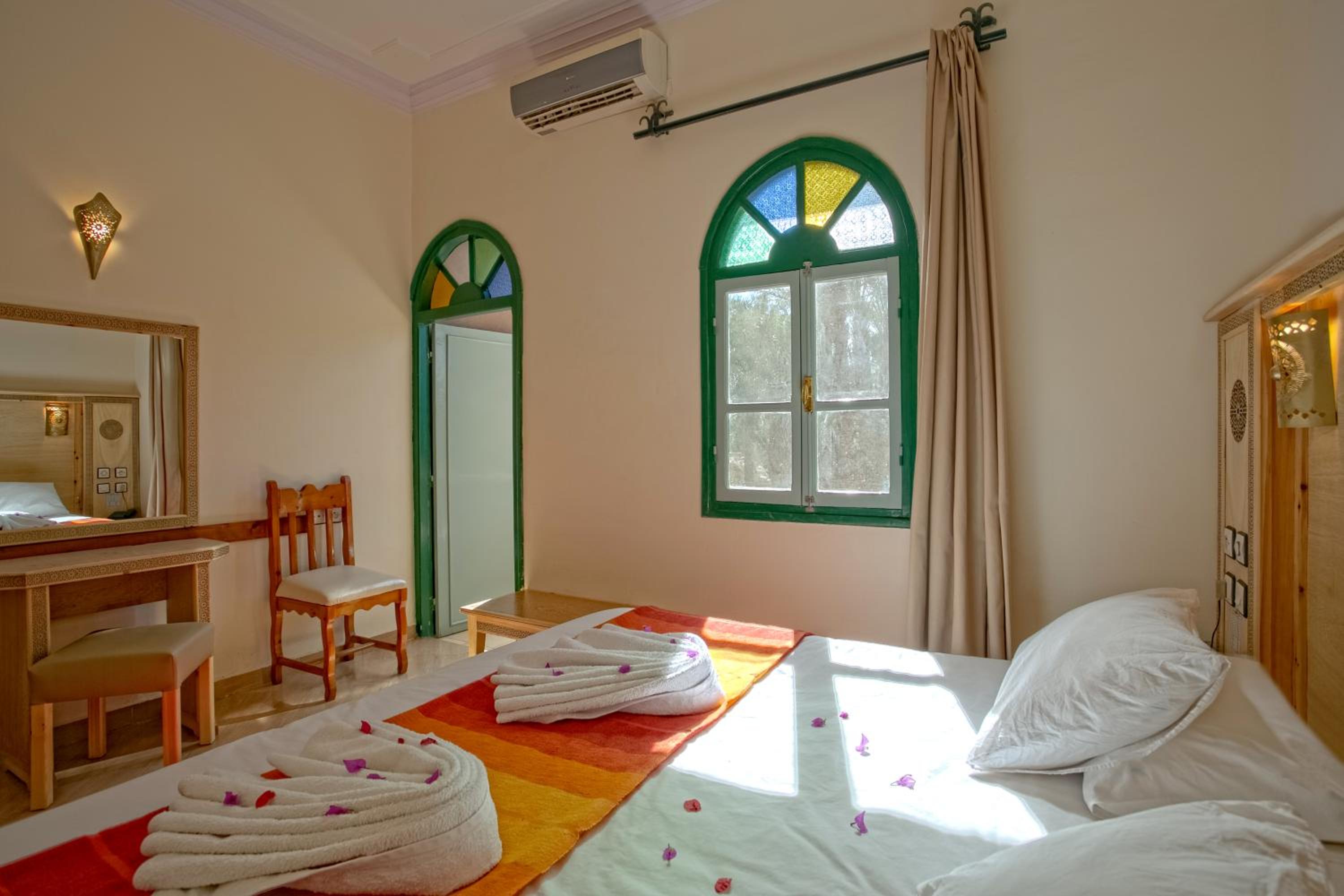 Standard Double Room photo 3