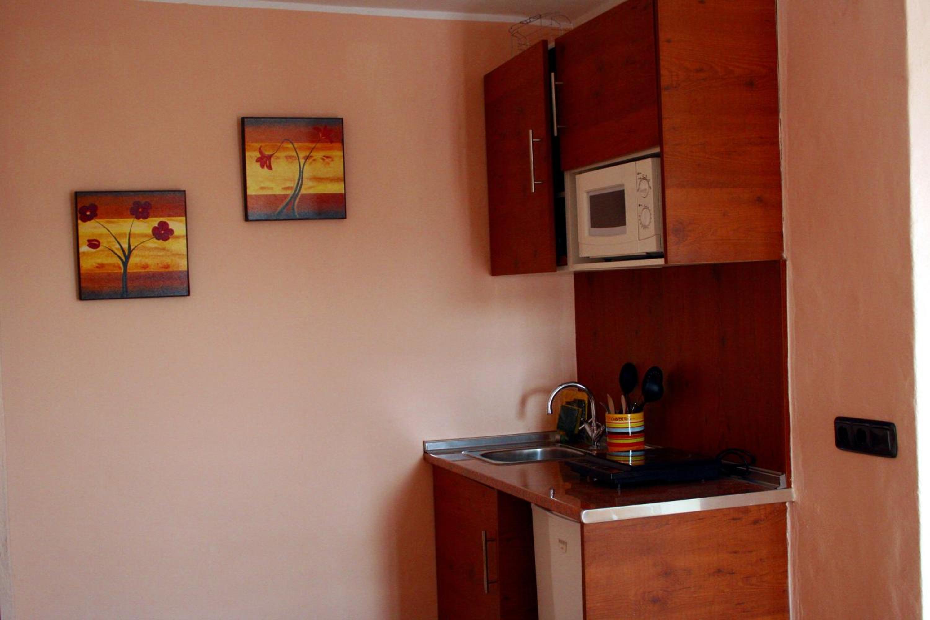 Studio with Terrace - Photo 12