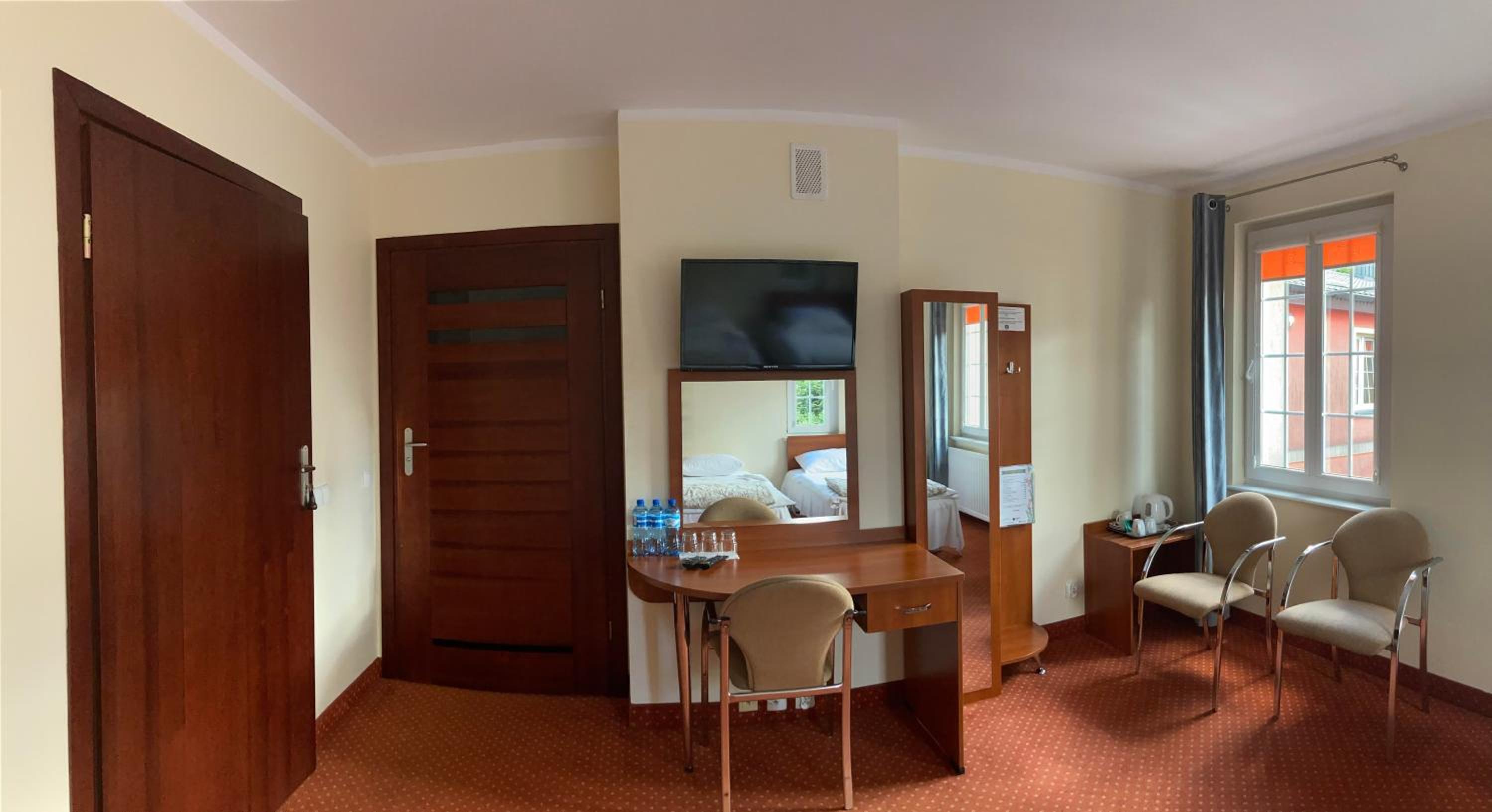 Triple Room - Photo 6