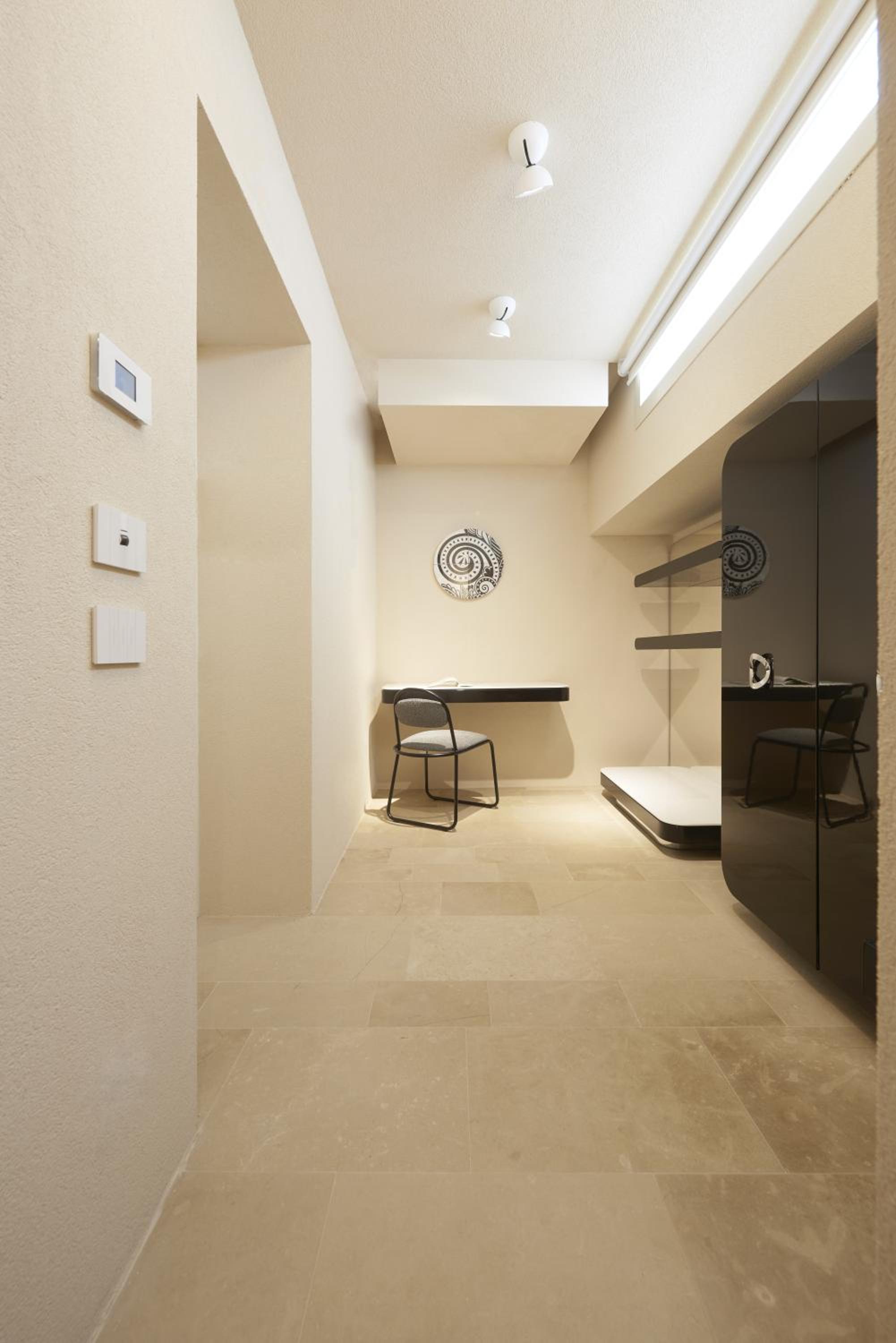 Executive Suite - Photo 9