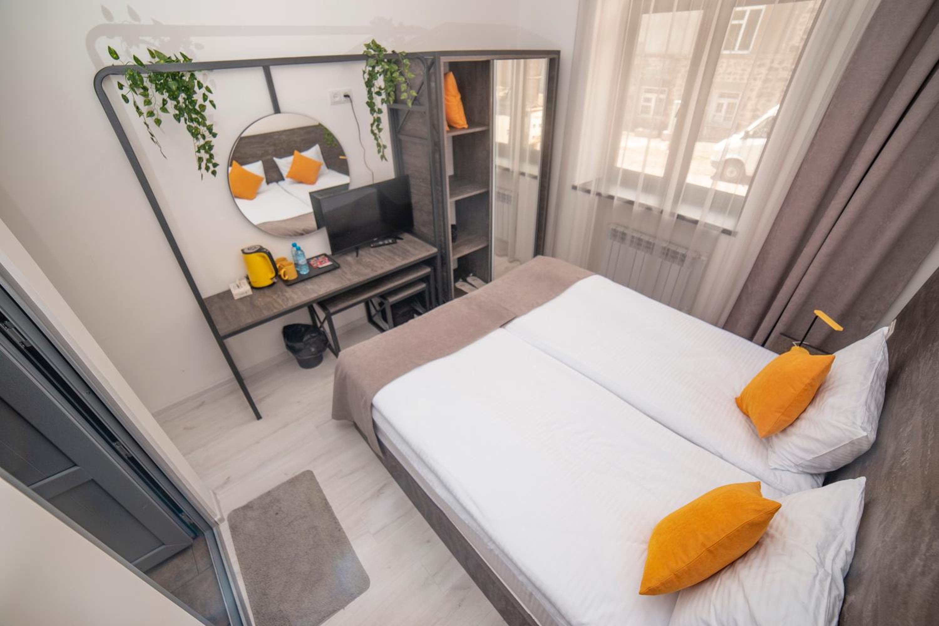 Budget Double Room photo 1