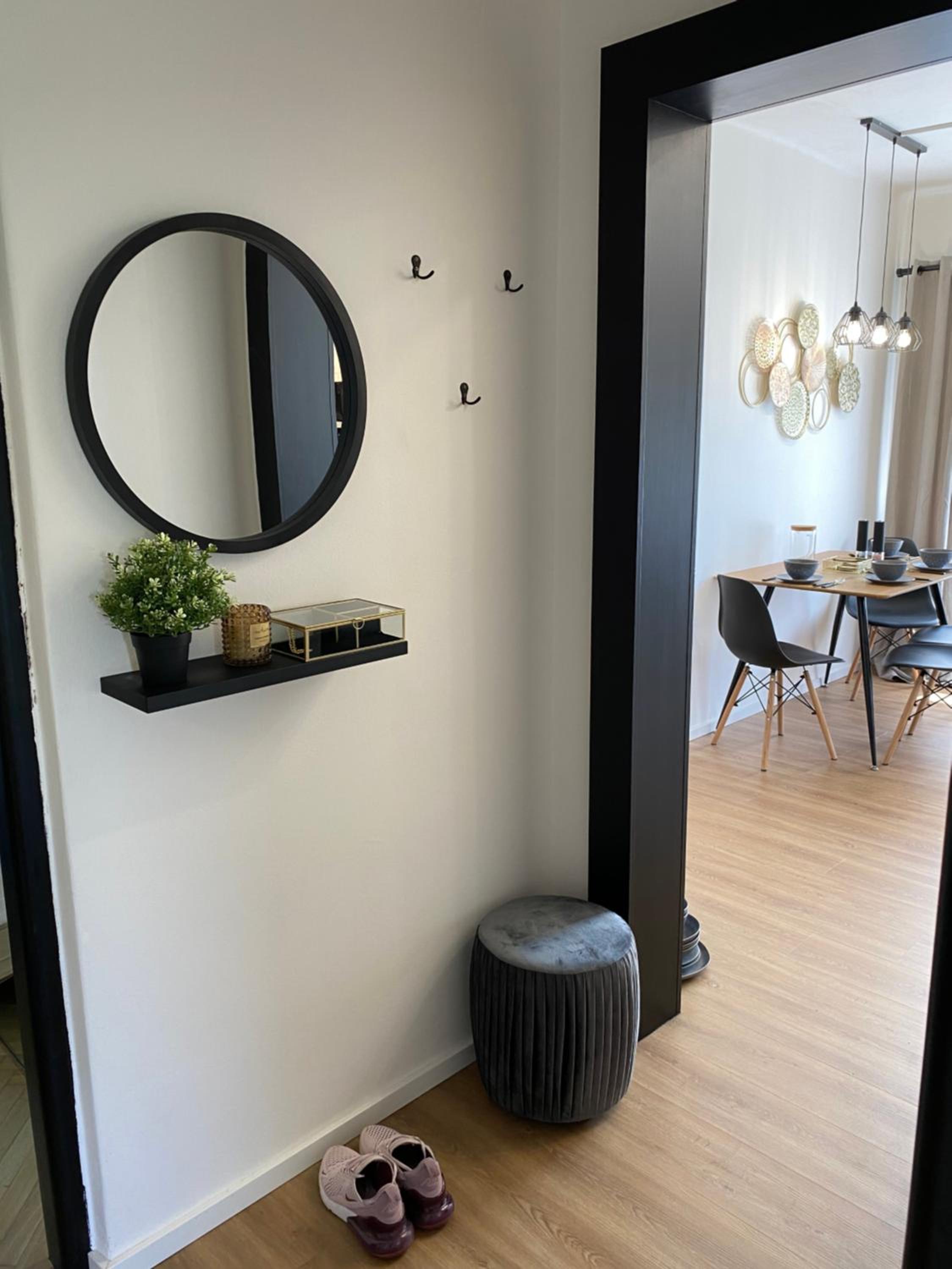 One-Bedroom Apartment photo 2