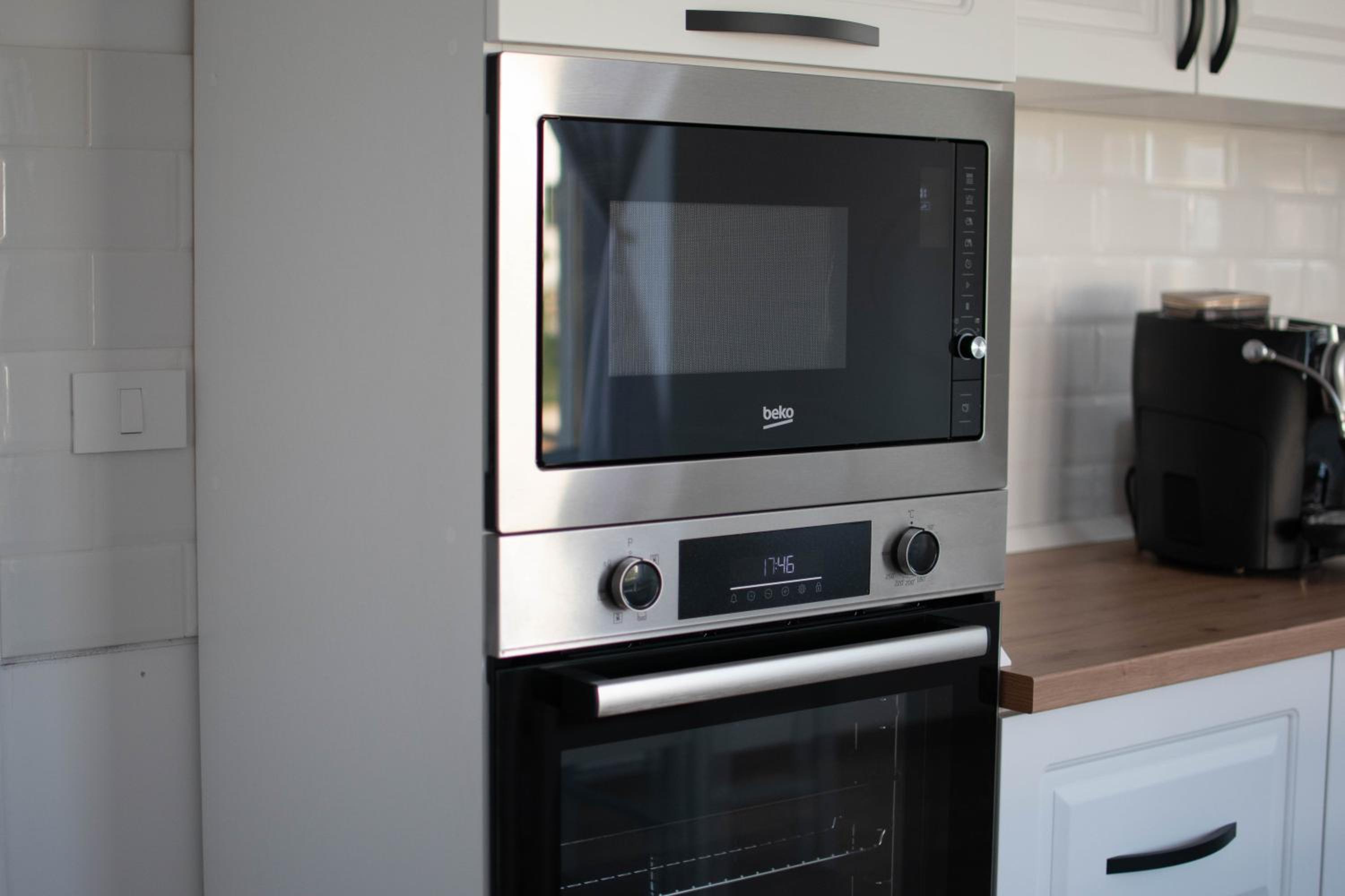 Three-Bedroom Apartment - Photo 11