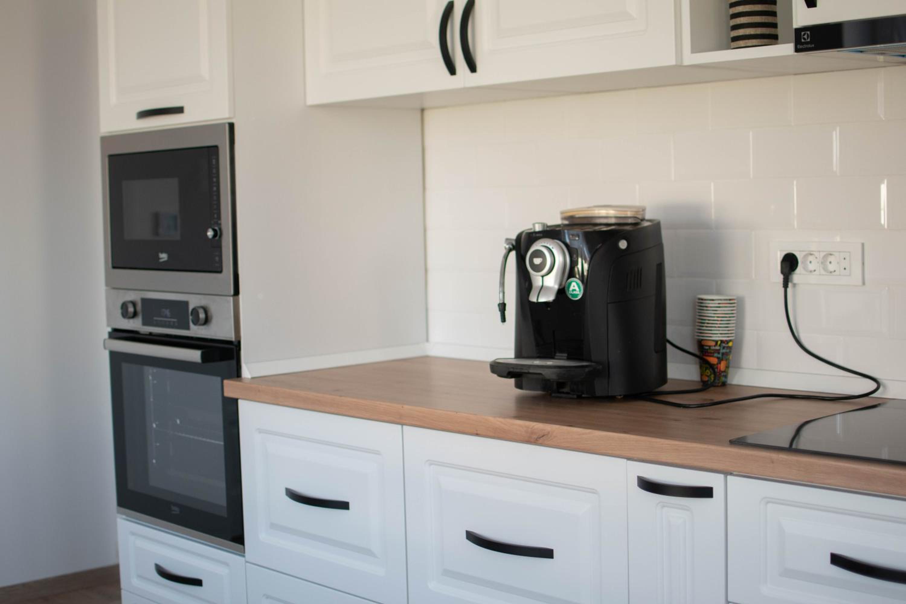 Three-Bedroom Apartment - Photo 8