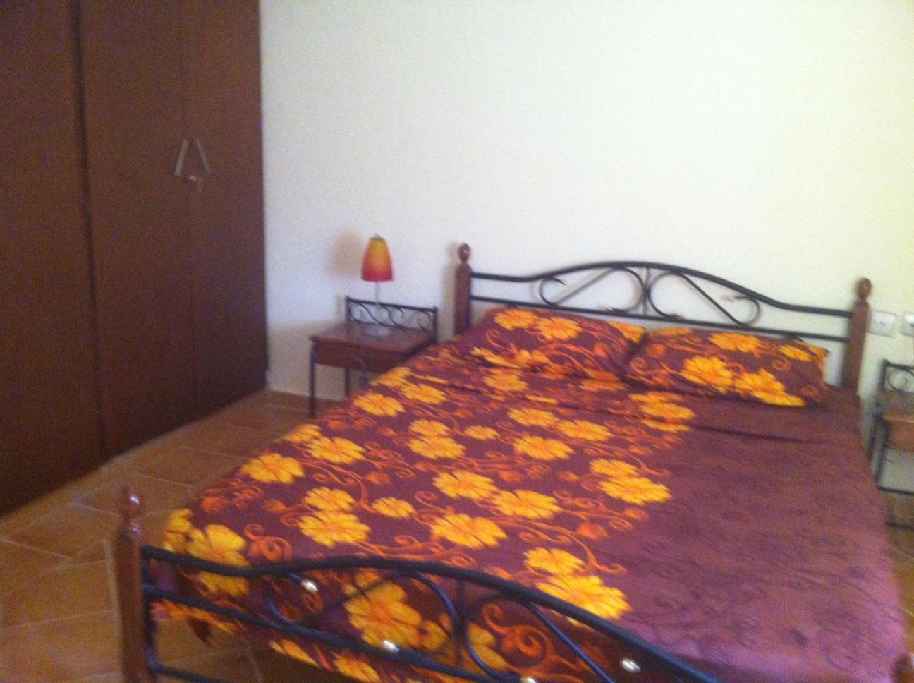 One-Bedroom Apartment - Photo 5