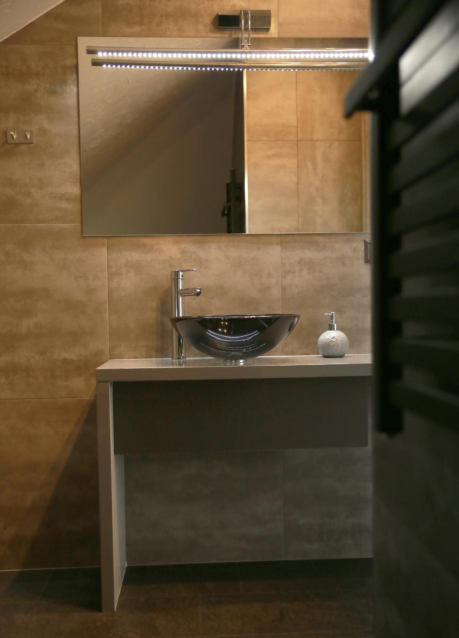 Deluxe Twin Room - Photo 7