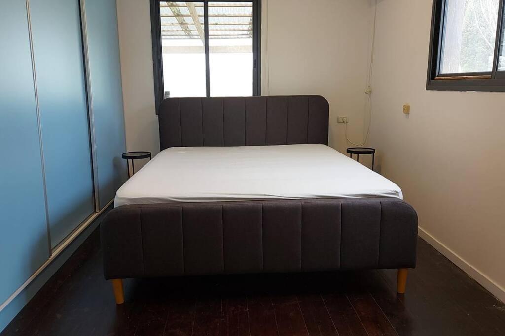 One-Bedroom House - Photo 13
