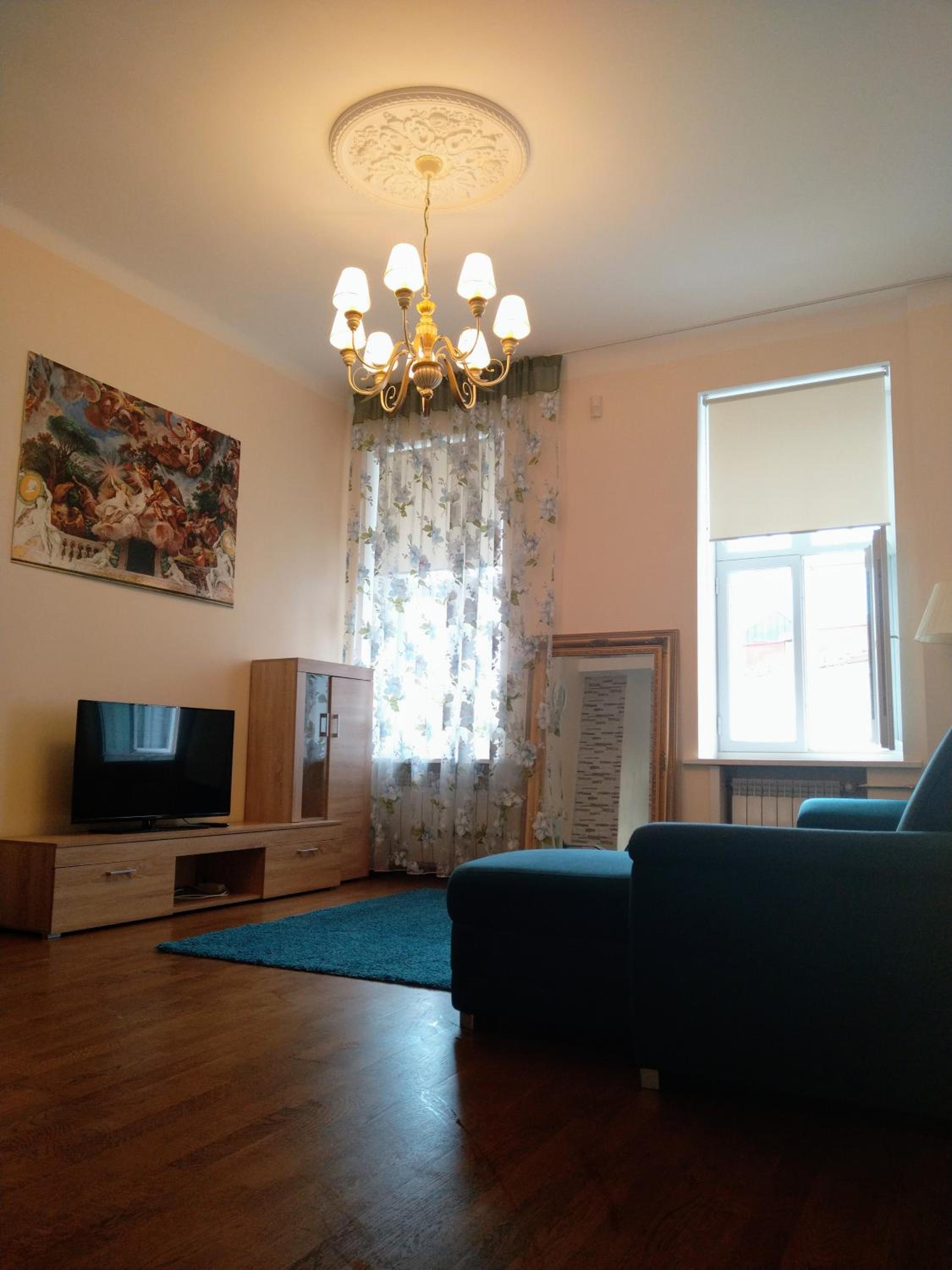 Apartment photo 1