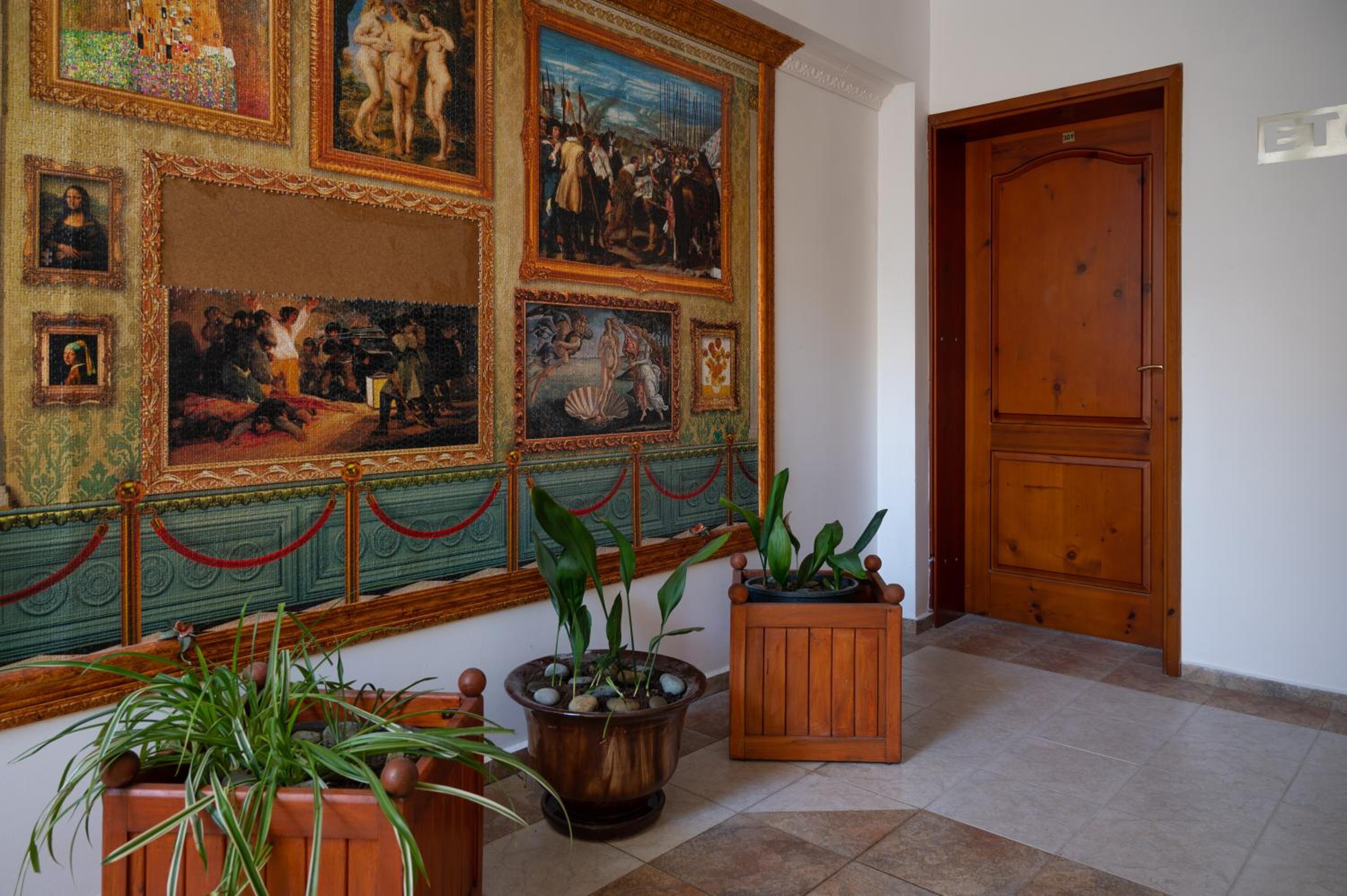 Triple Room with Balcony - Photo 3