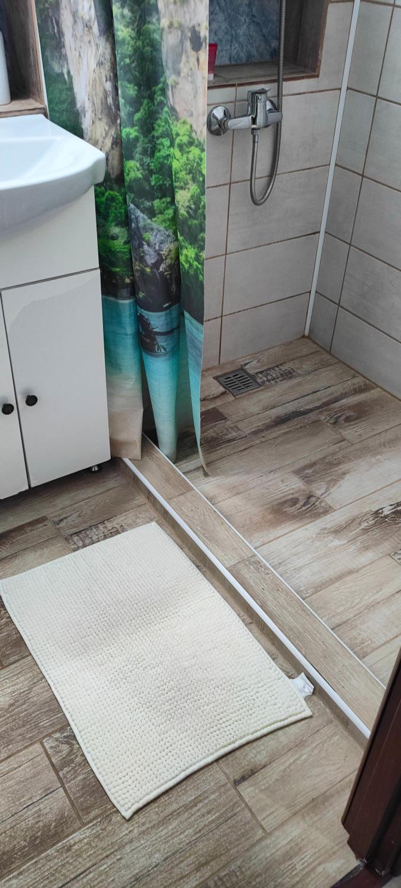 Triple Room with Private Bathroom - Photo 6
