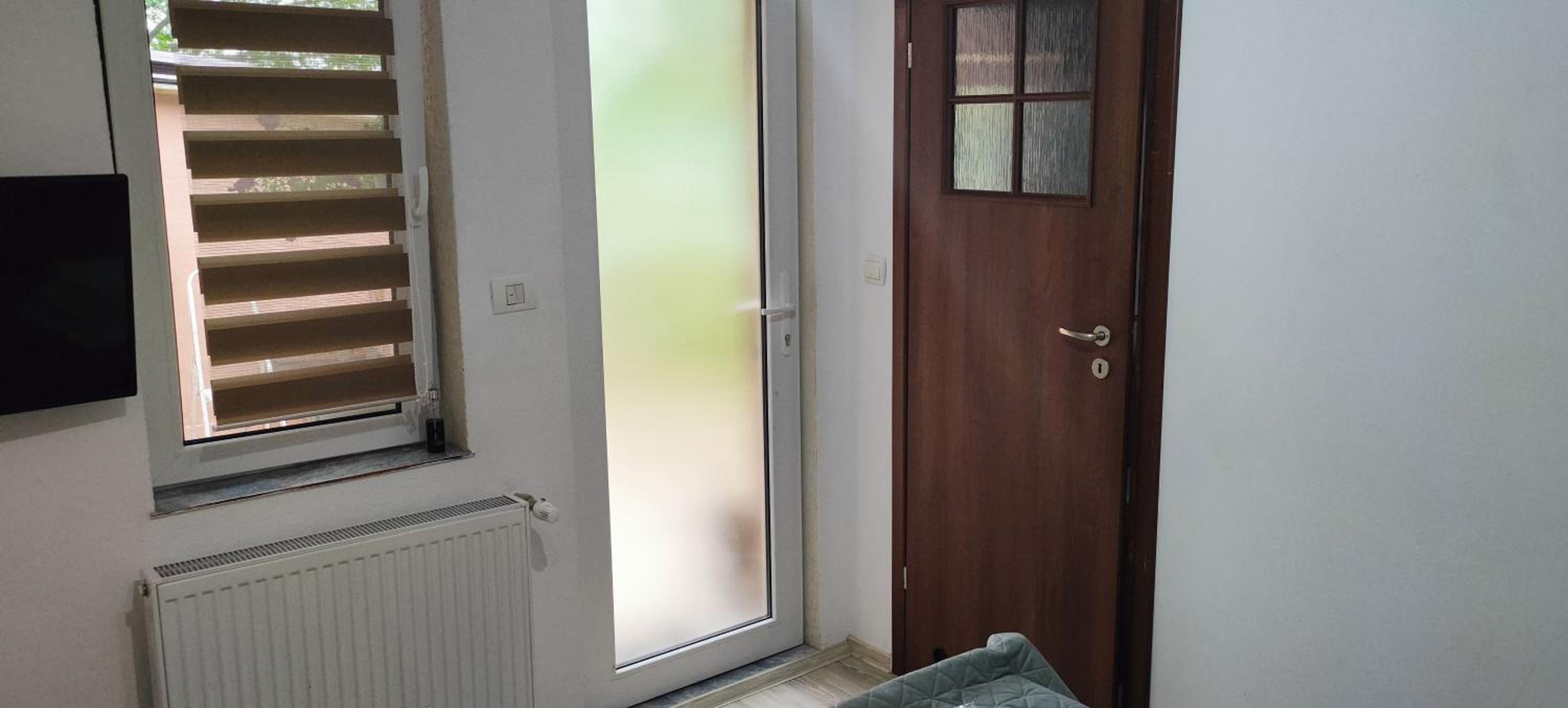 Triple Room with Private Bathroom - Photo 17