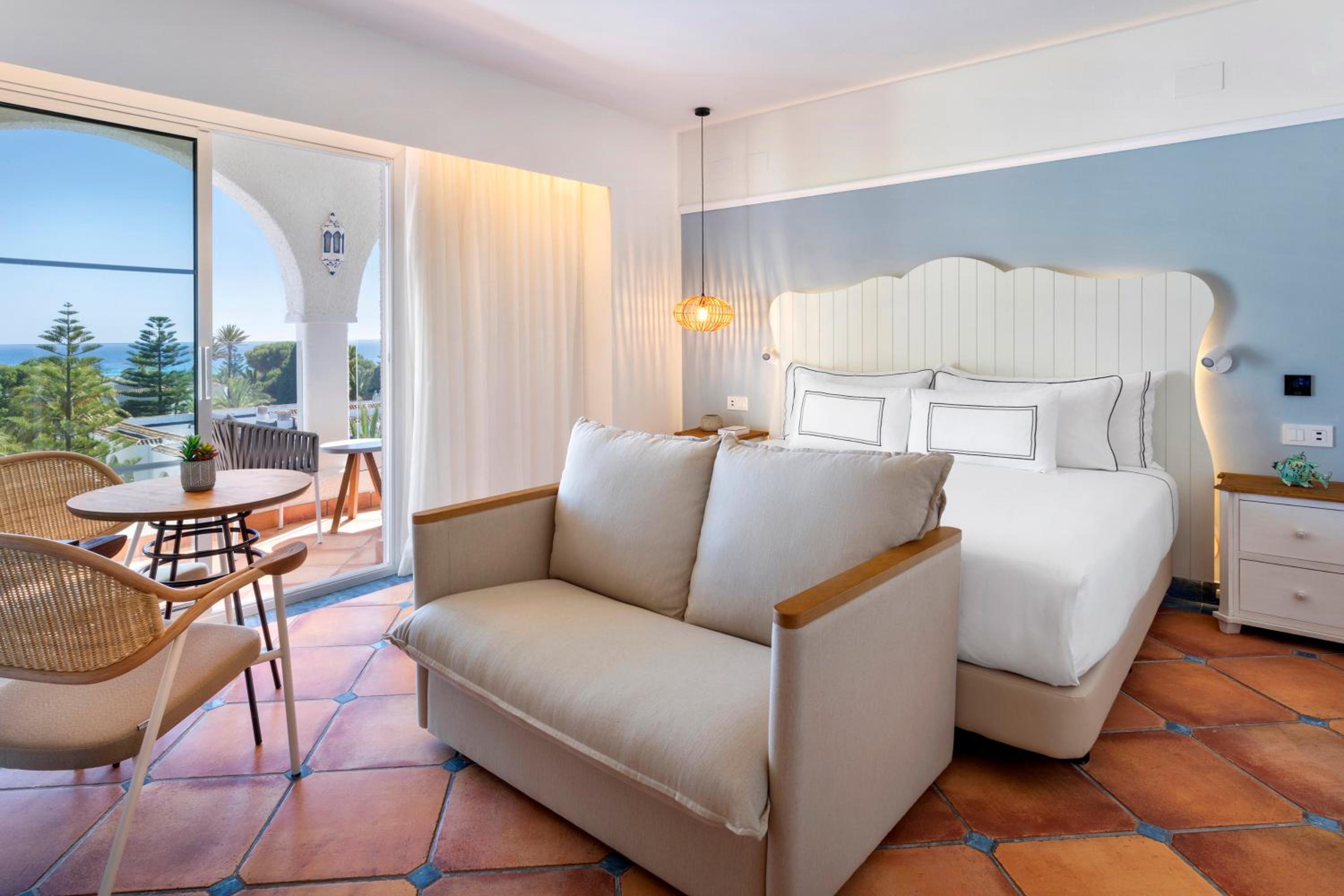 The Level Room with Sea View - Photo 9