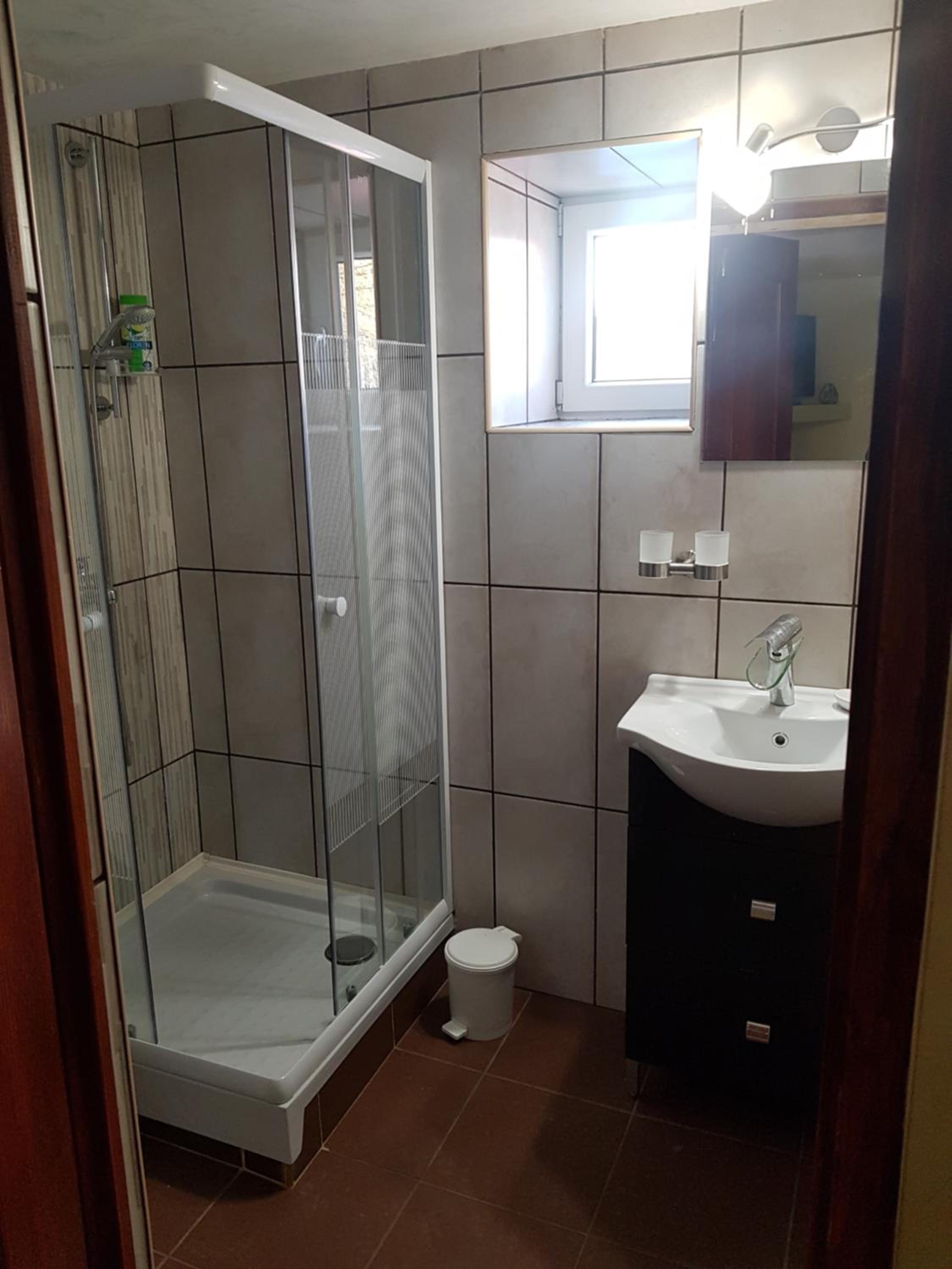 One-Bedroom Apartment - Photo 10