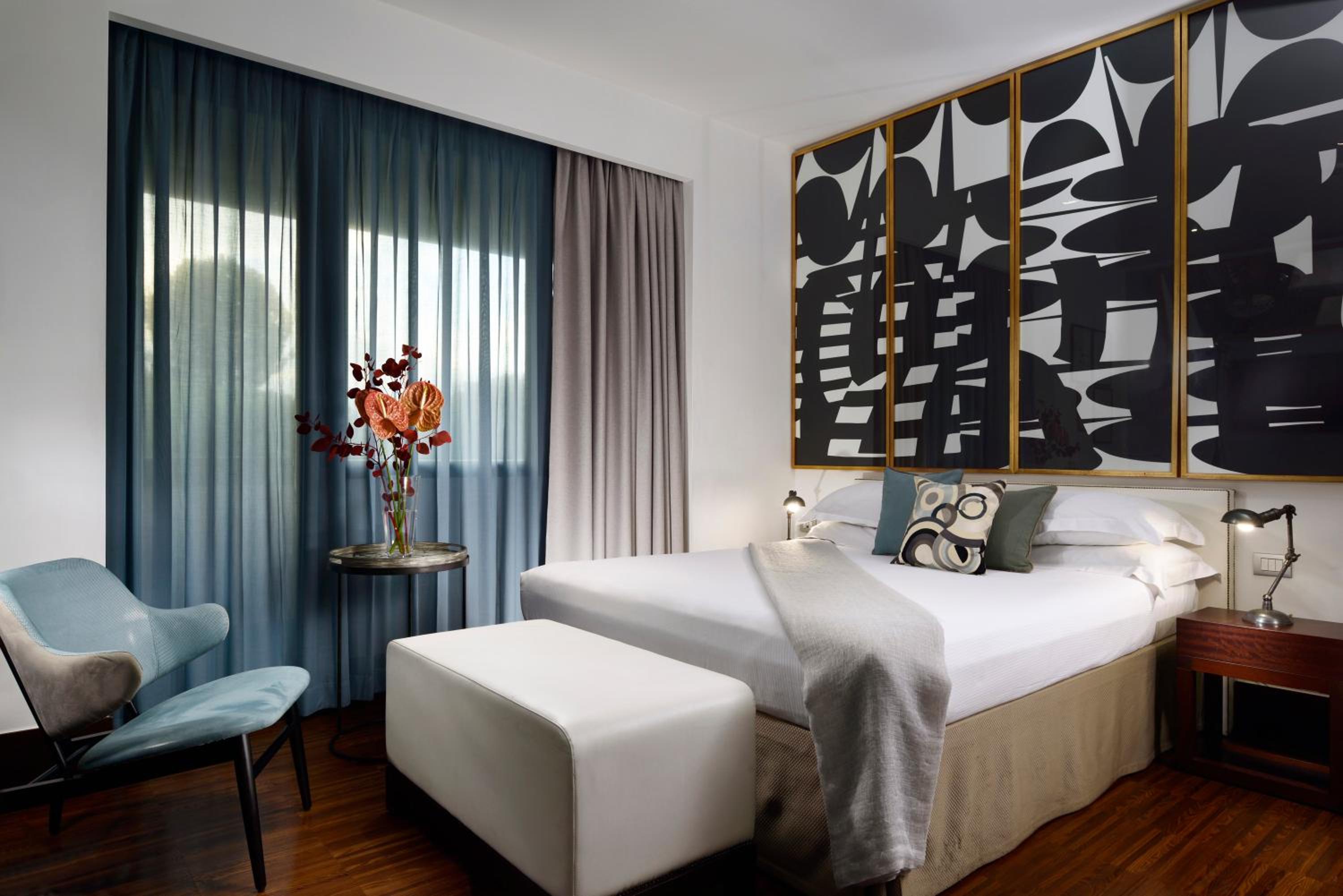 Superior King Room photo 2