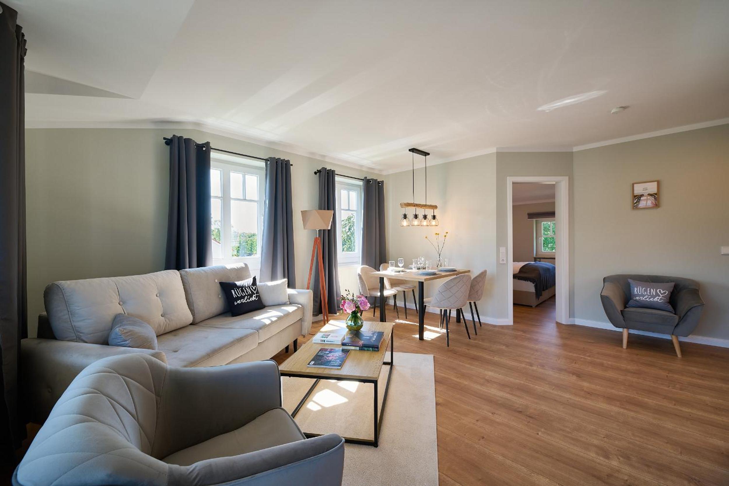 Two-Bedroom Apartment - Photo 11