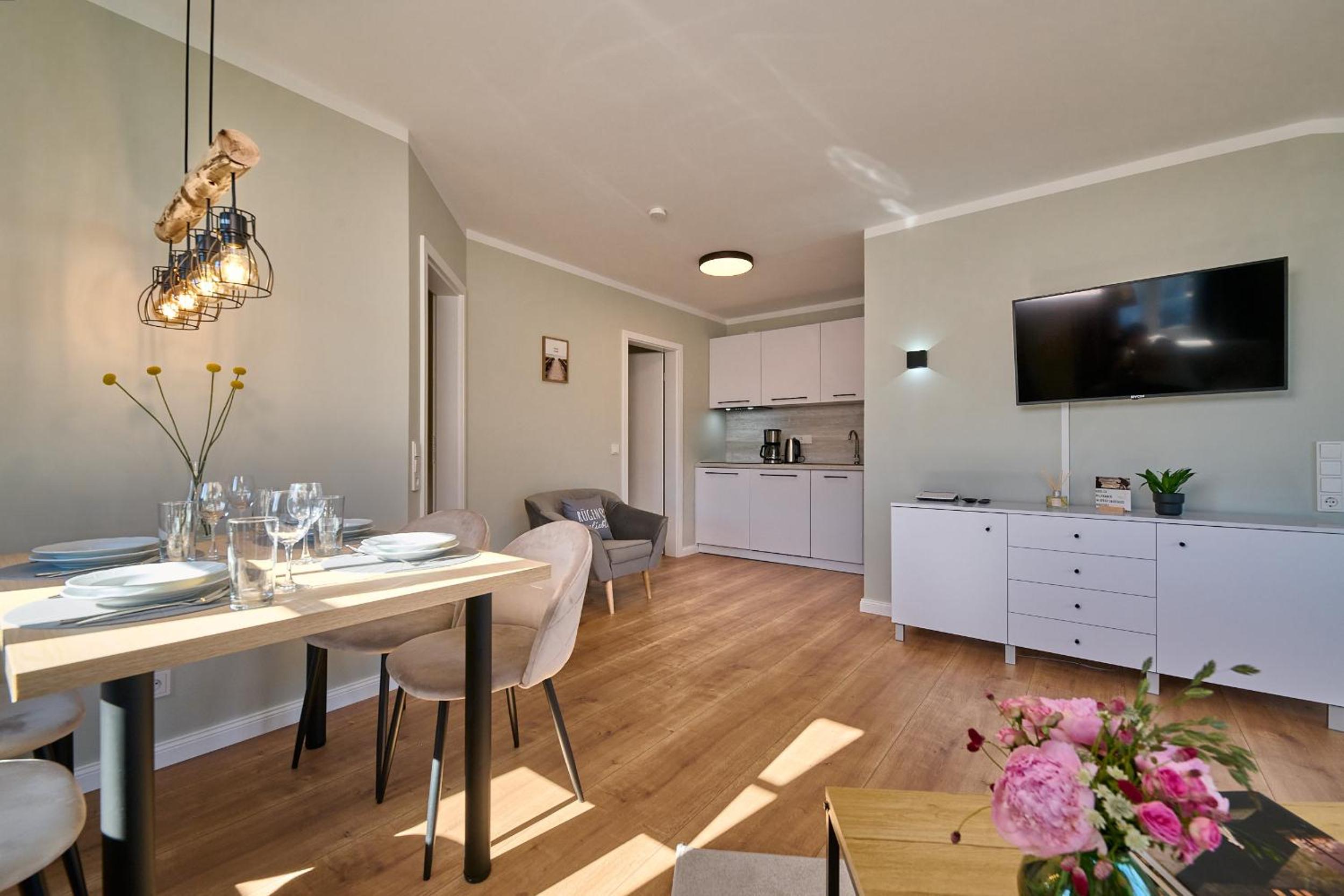 Two-Bedroom Apartment - Photo 7