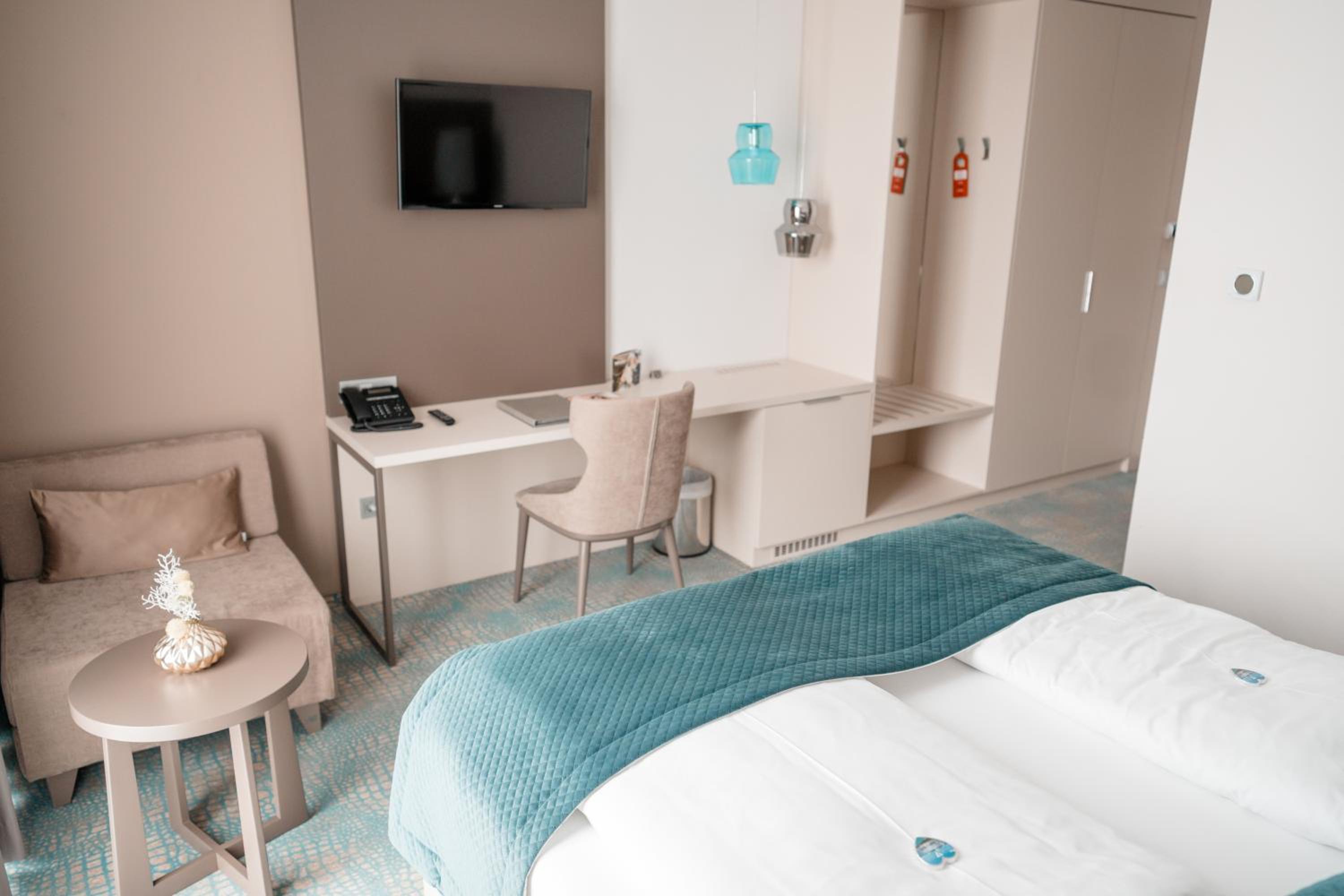 Double Room - Photo 3