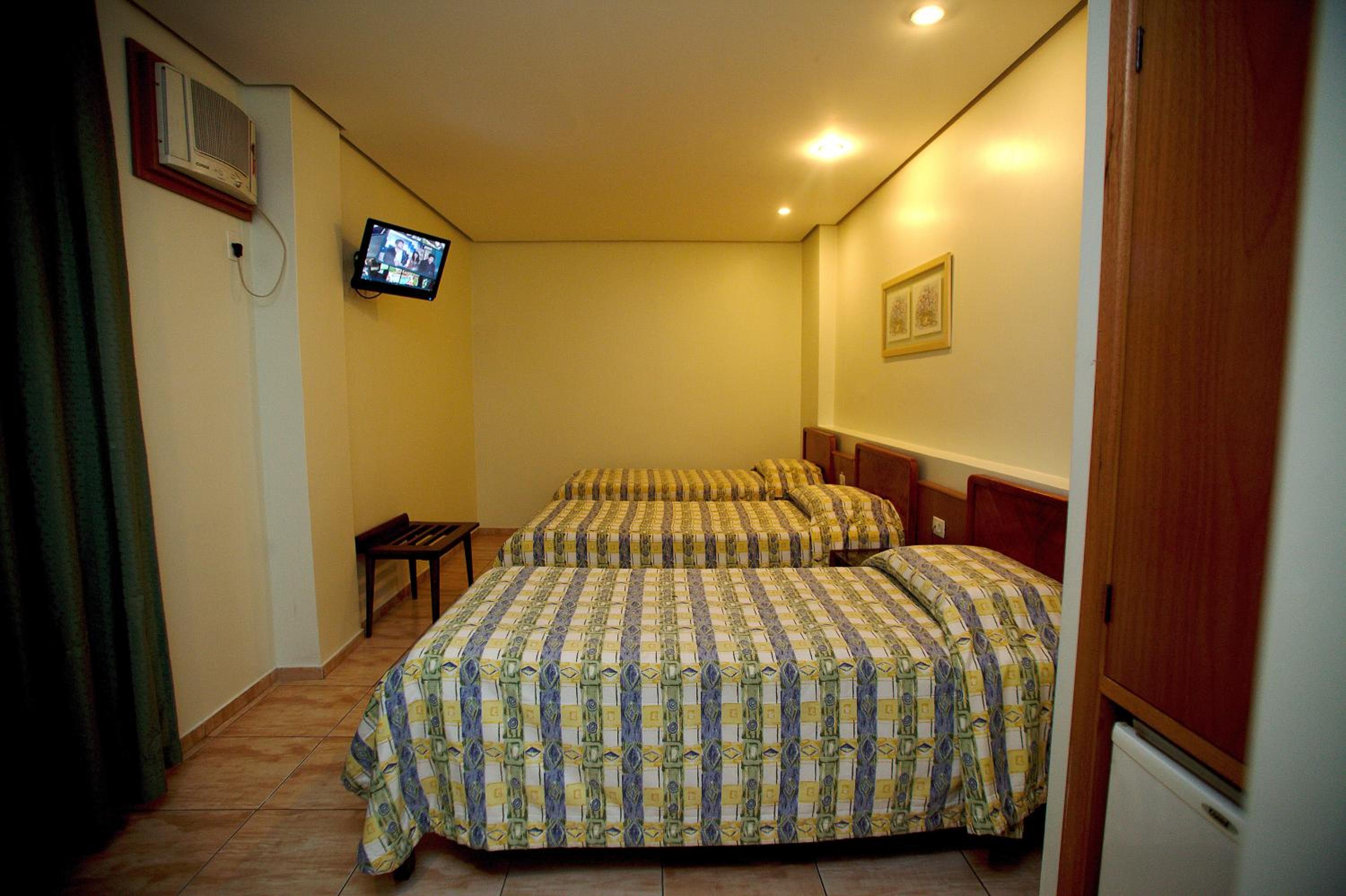 Standard Triple Room photo 2