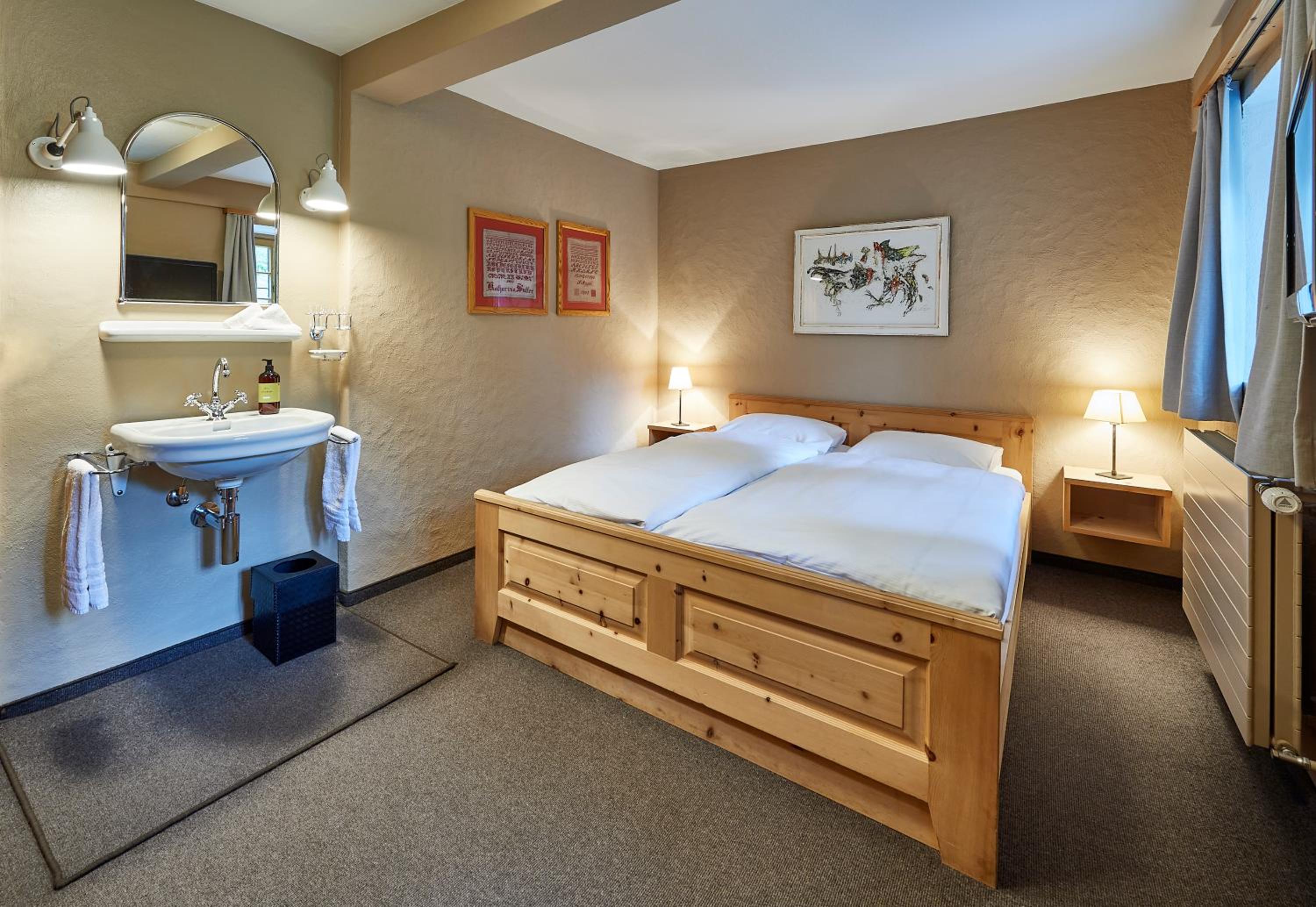 Budget Double Room with Private External Bathroom