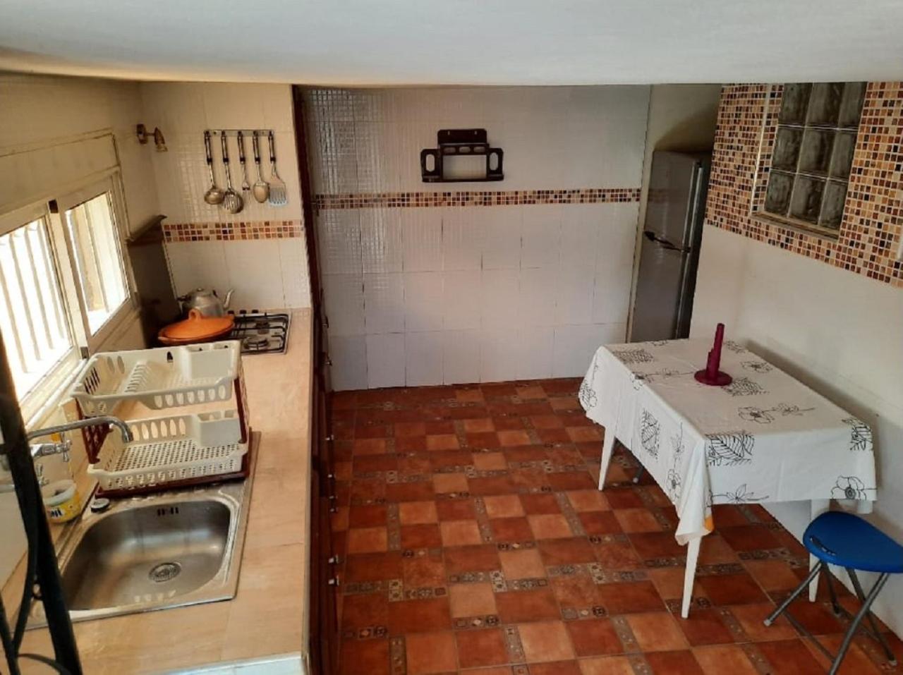 One-Bedroom Apartment - Photo 3