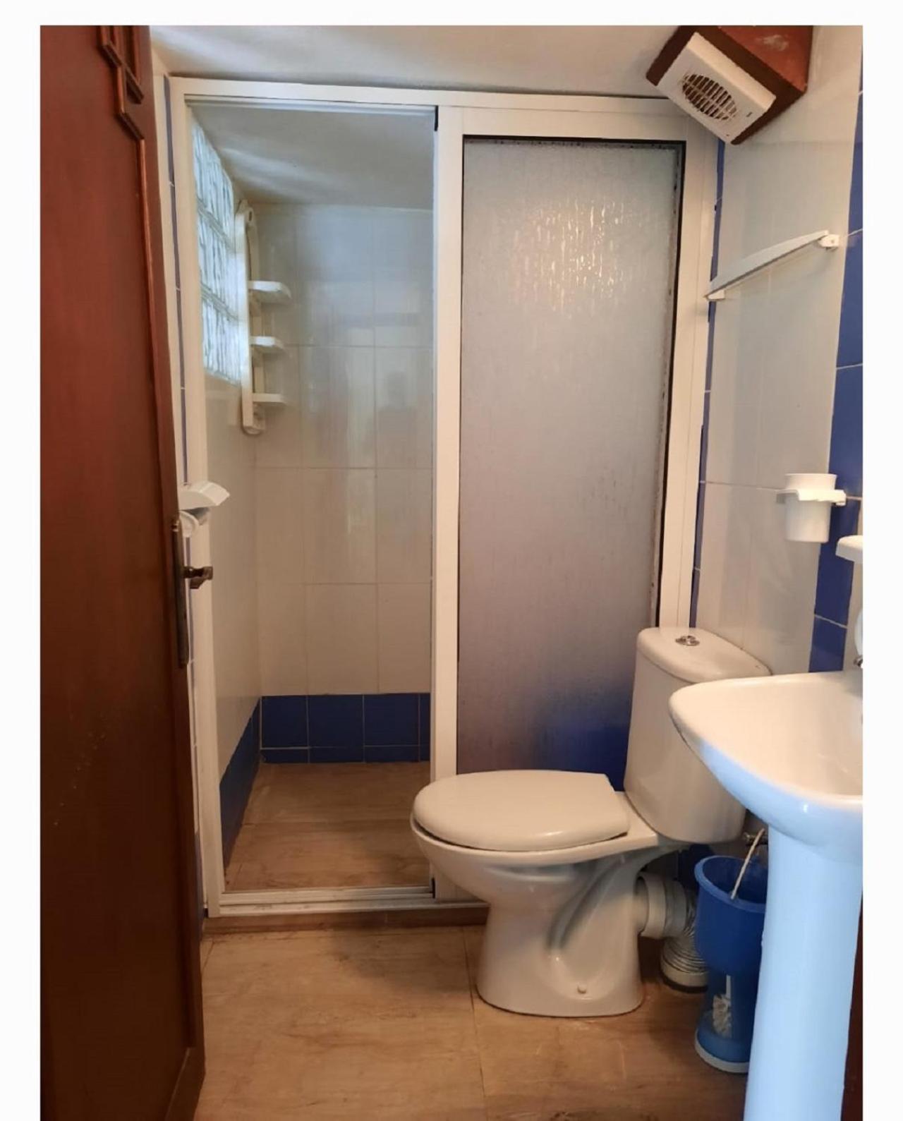 One-Bedroom Apartment - Photo 12