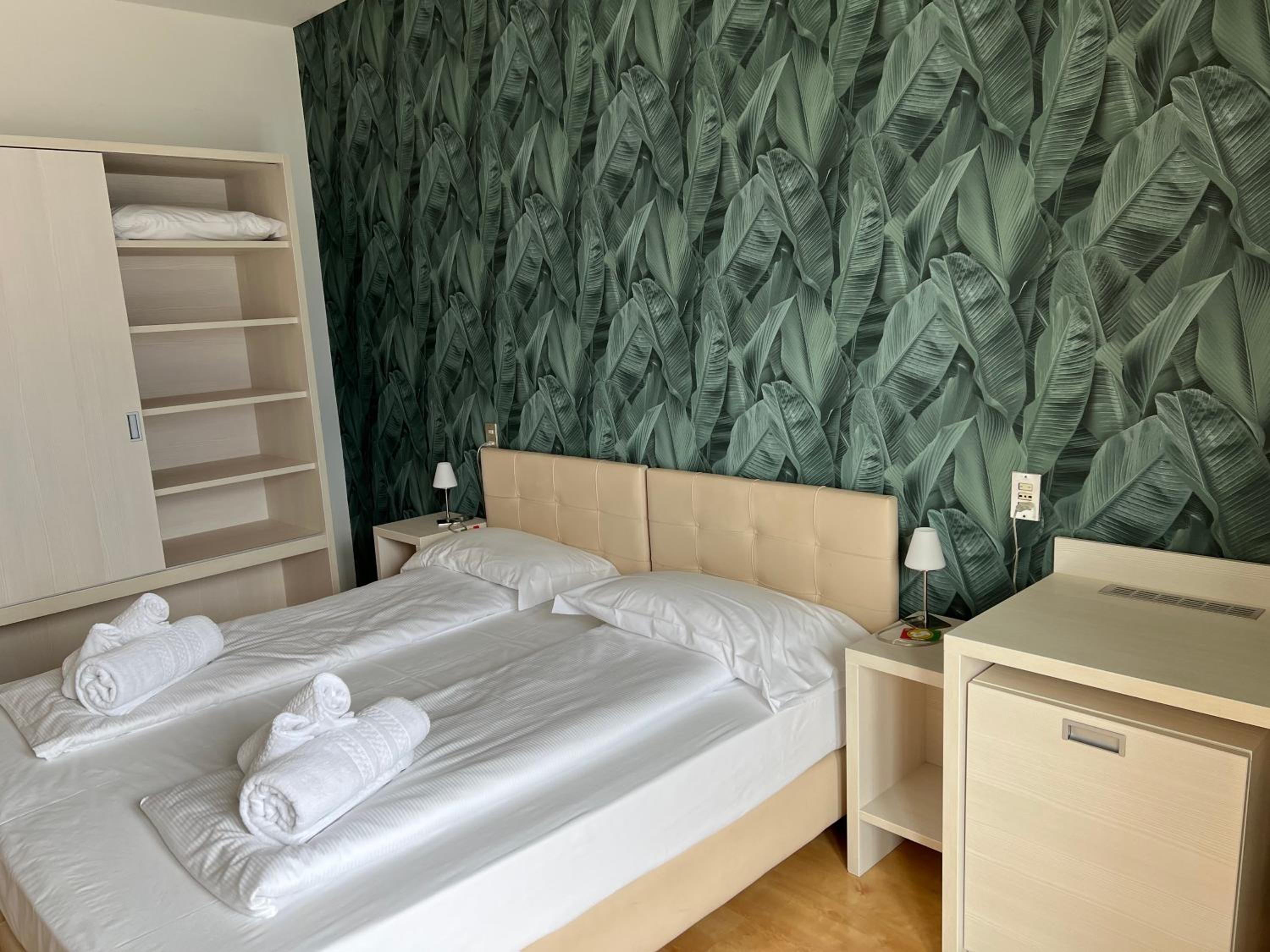 Superior Double Room - Photo 9