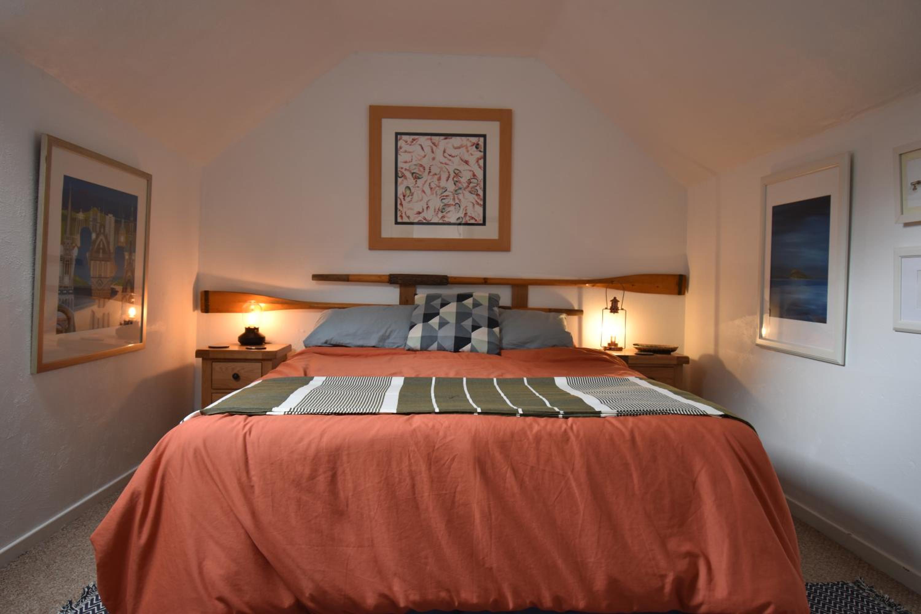 One-Bedroom House photo 1