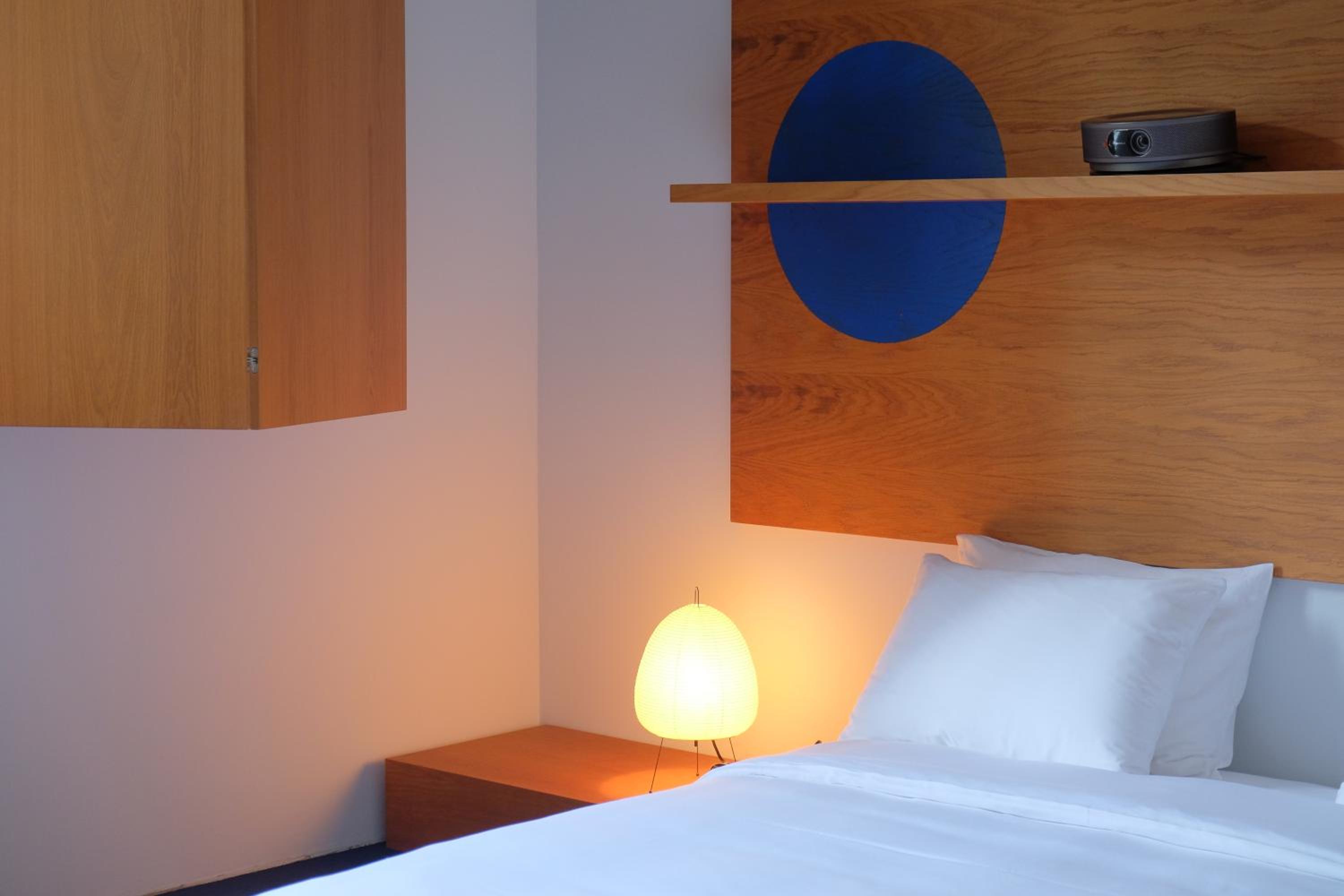 Standard Double Room - Photo 11