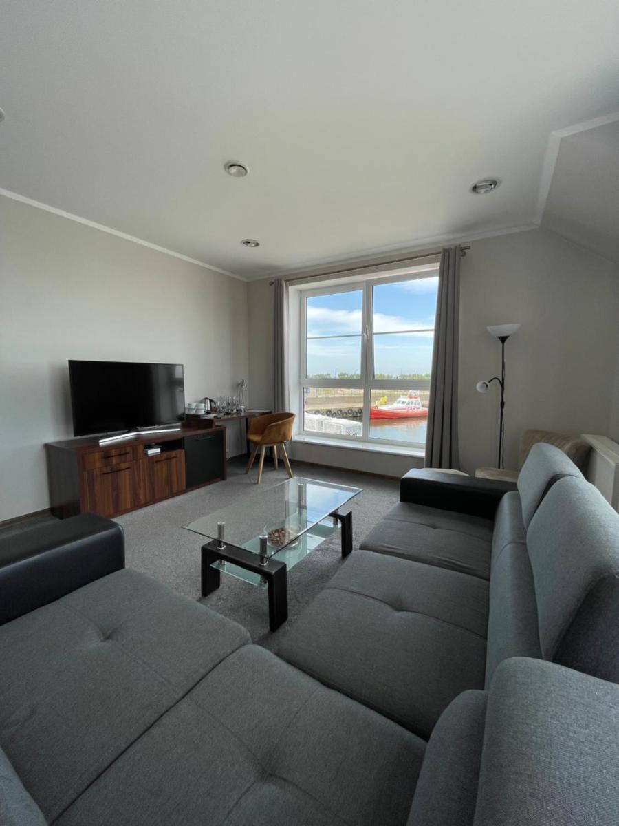 Deluxe Suite with Sea View photo 2