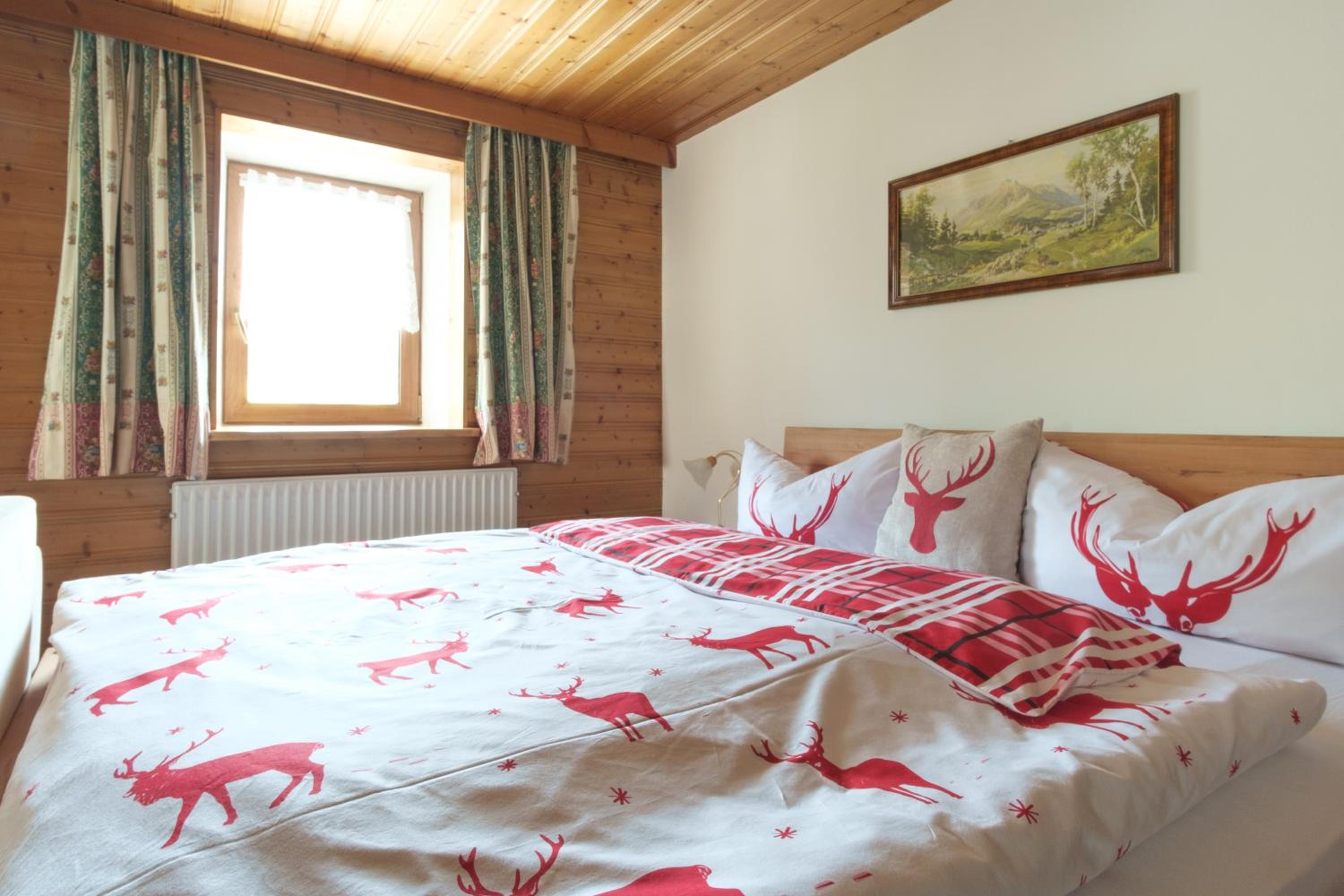 Three-Bedroom Suite photo 1
