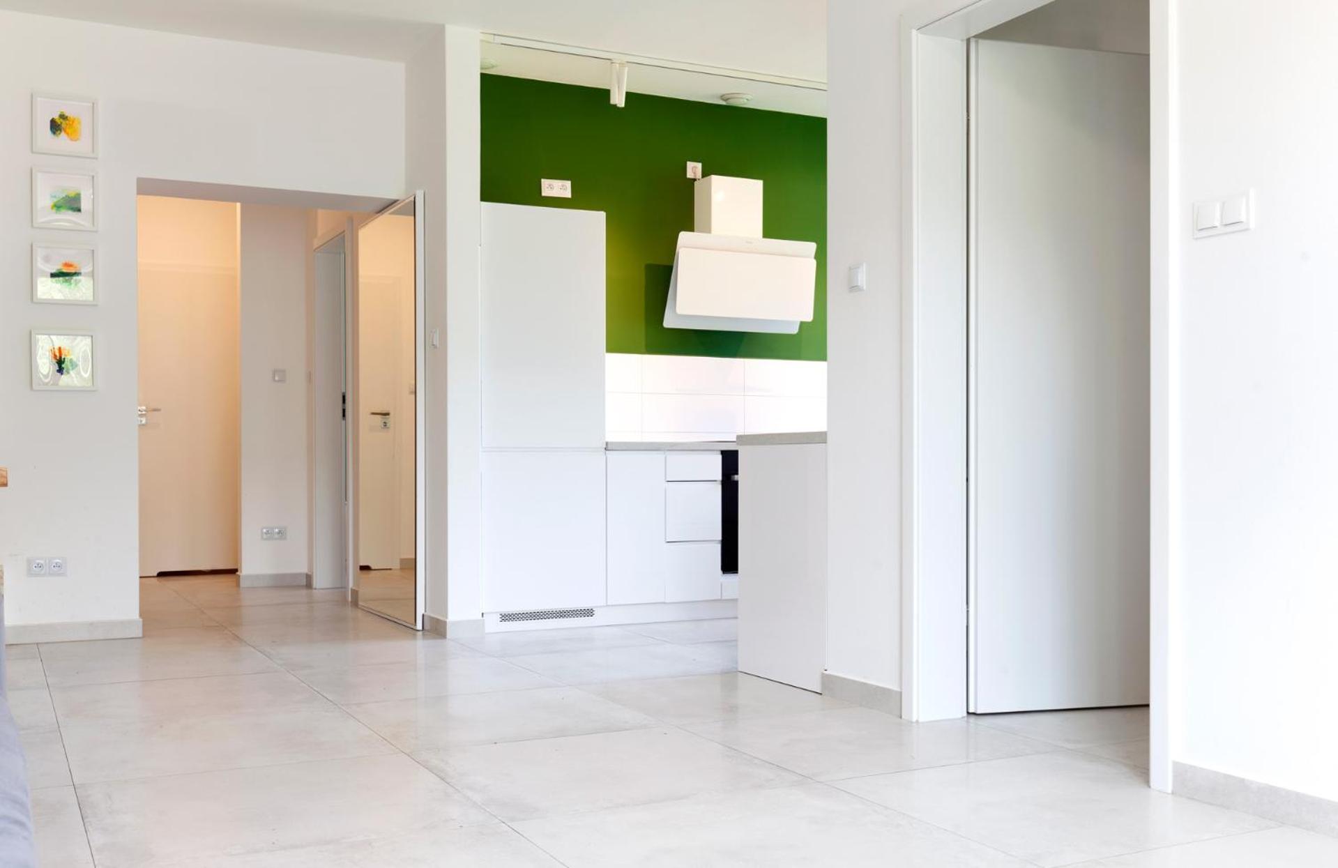 Apartment for 4 people, two rooms with a kitchenette - Photo 4
