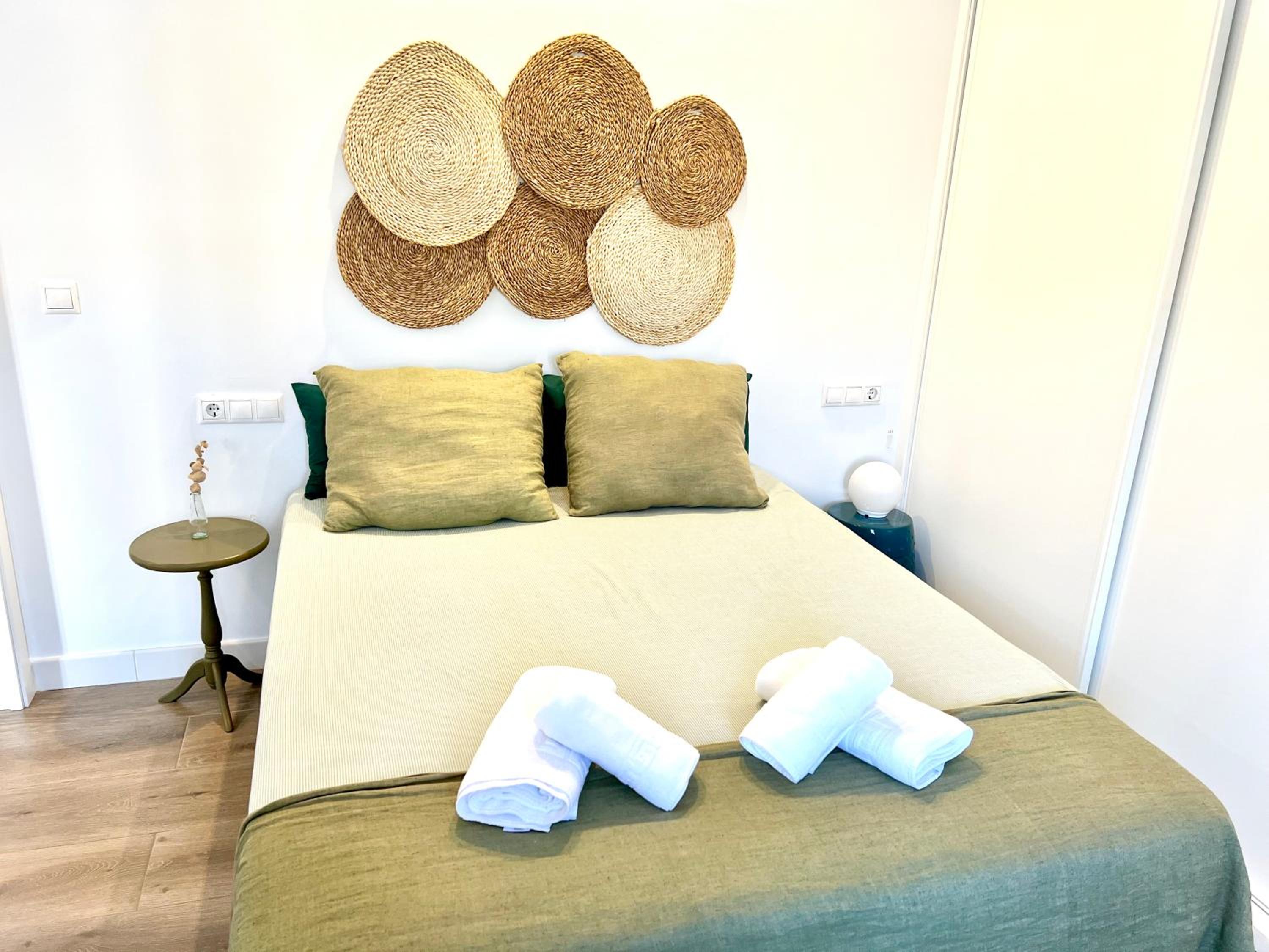 Two-Bedroom Apartment - Photo 5