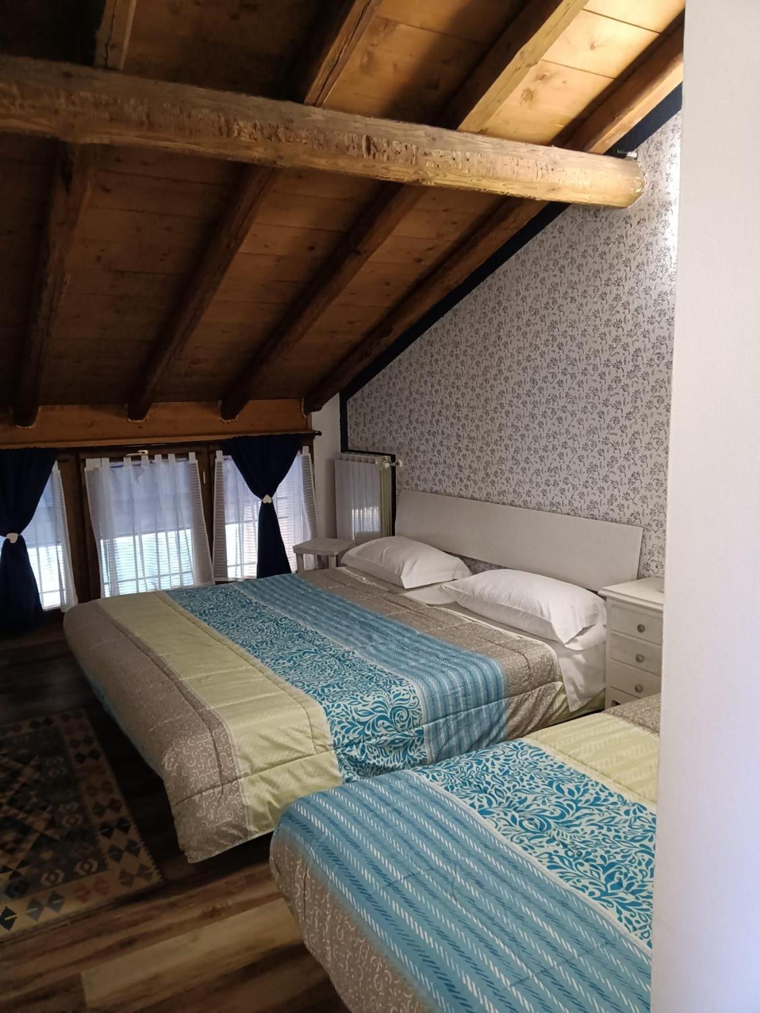 Small Double Room - Attic photo 1