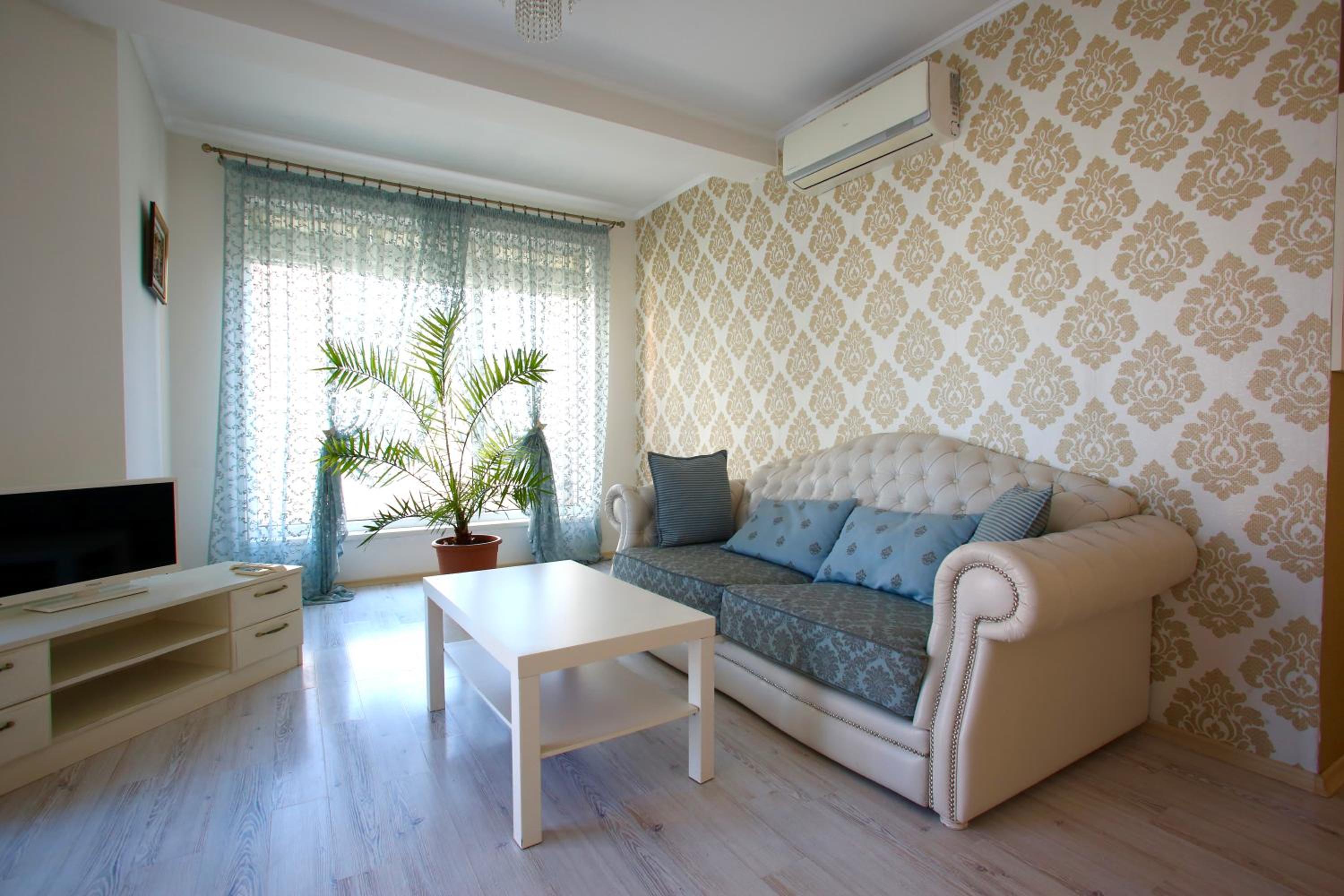 Deluxe One-Bedroom Apartment with Terrace and Partial Sea View photo 1