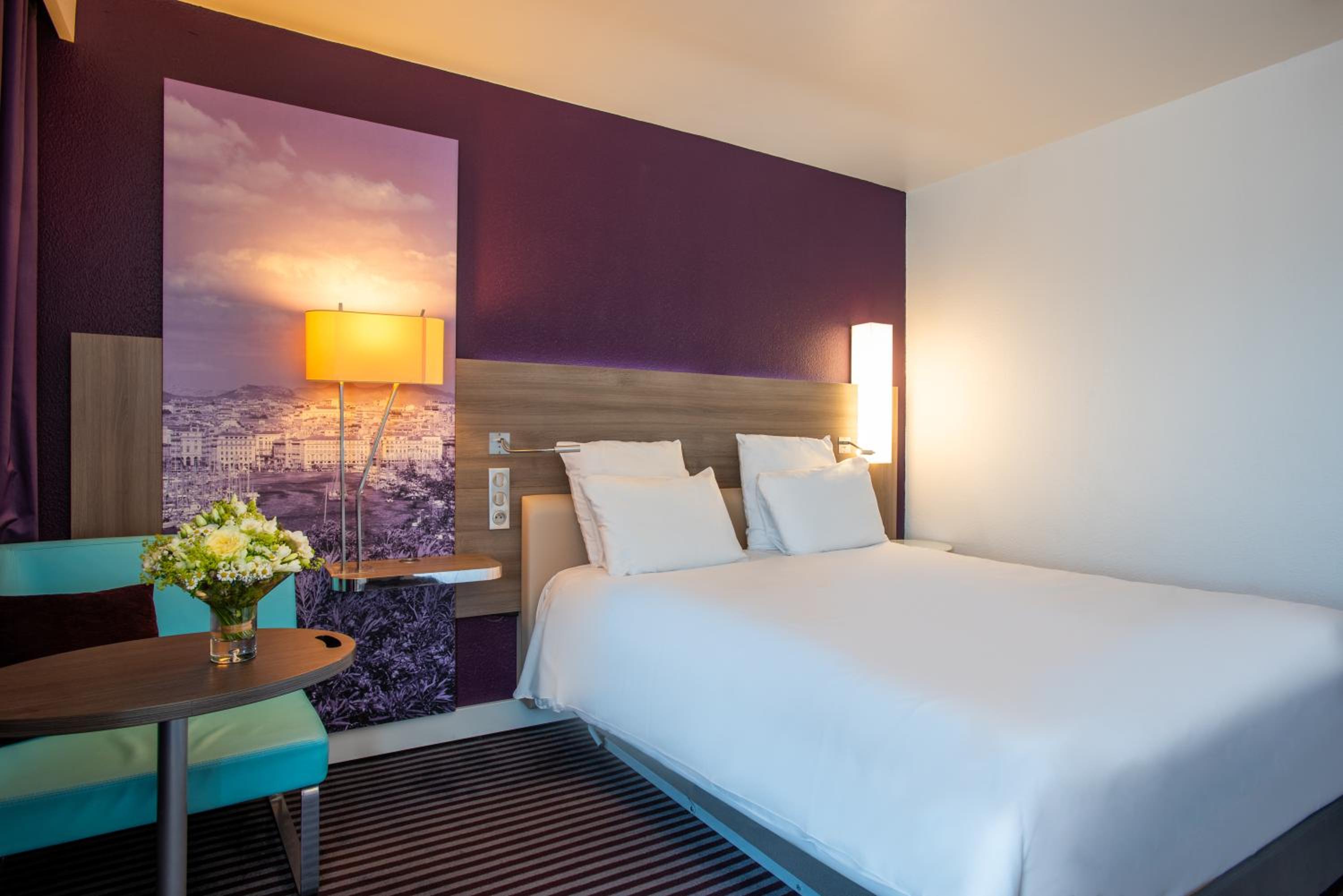 Classic Double Room thumbnail 5