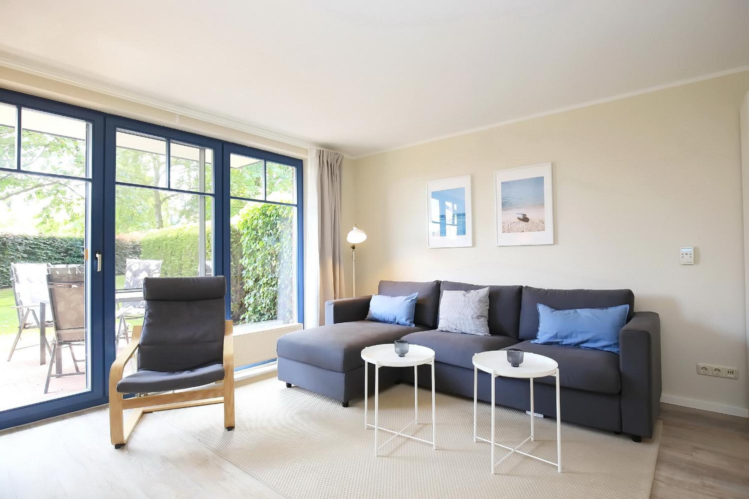 Apartment with Terrace photo 1