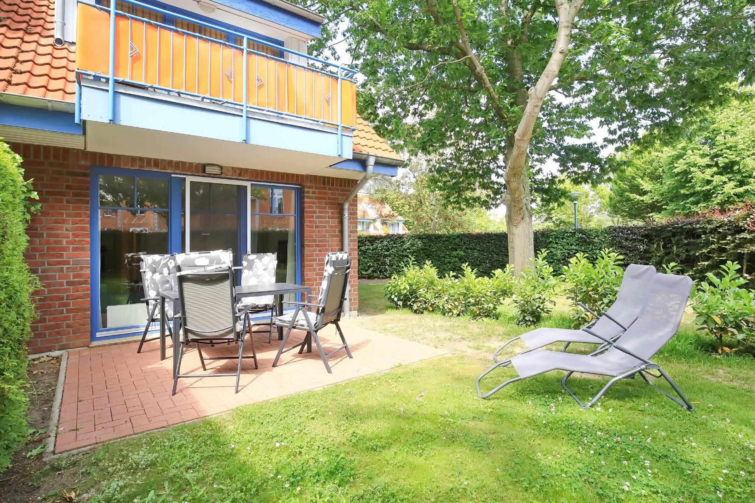 Apartment with Terrace photo 3