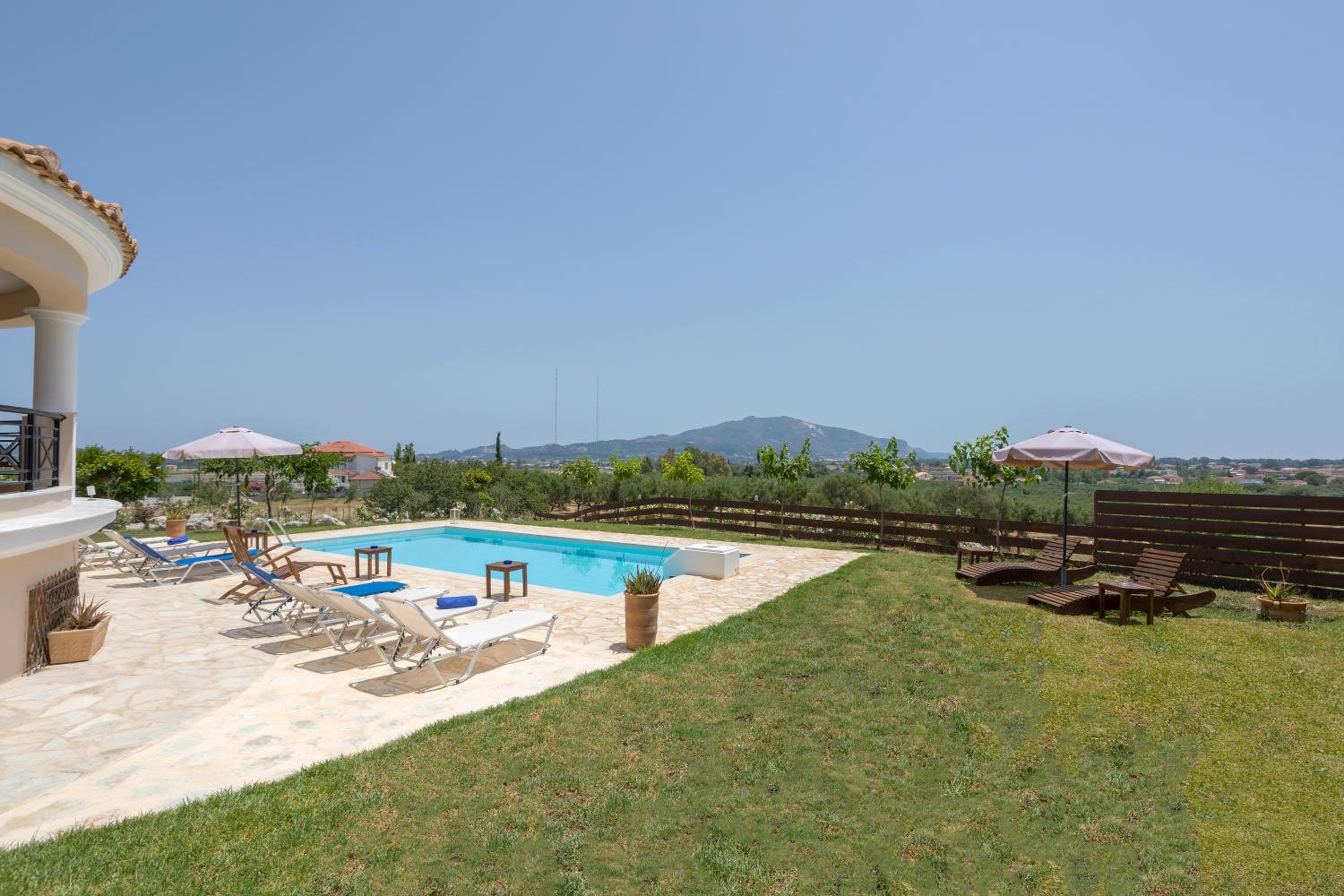 Villa With Private Pool photo 2