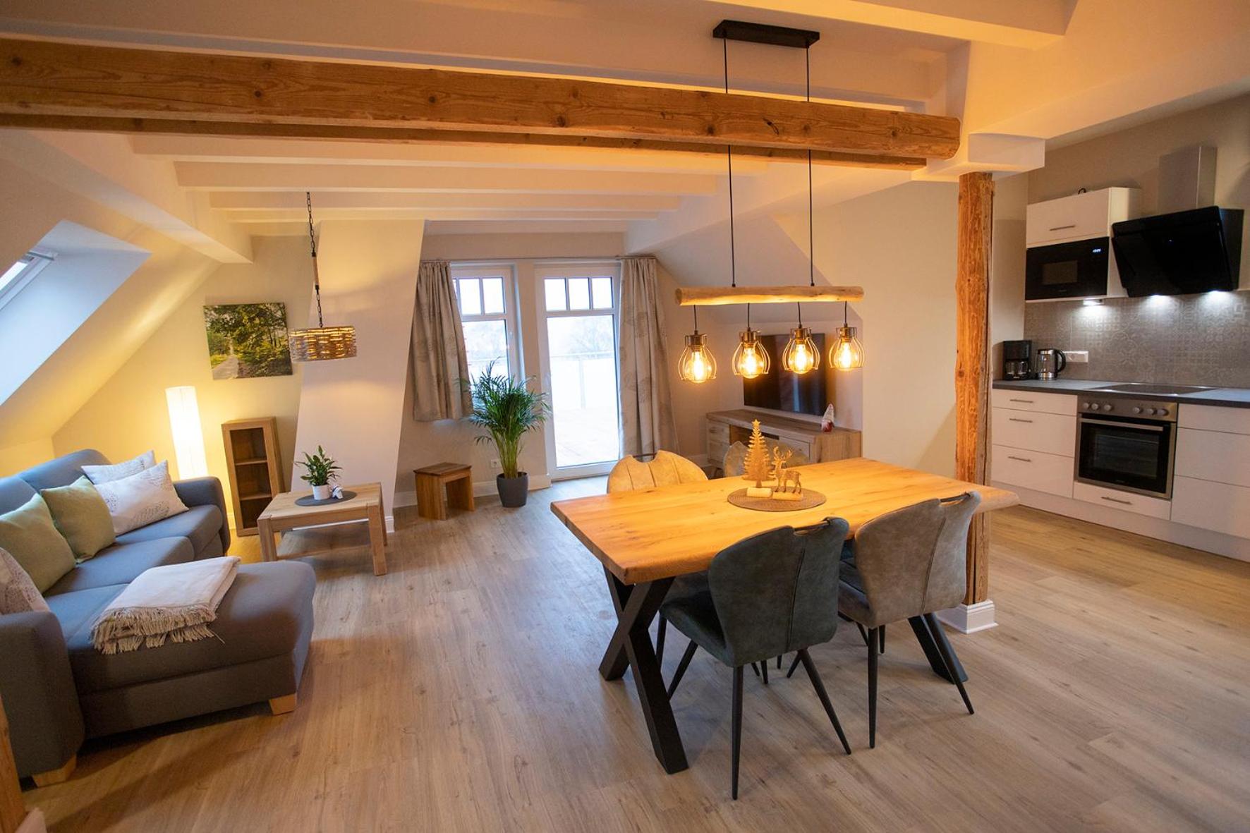 One-Bedroom Apartment - Photo 6