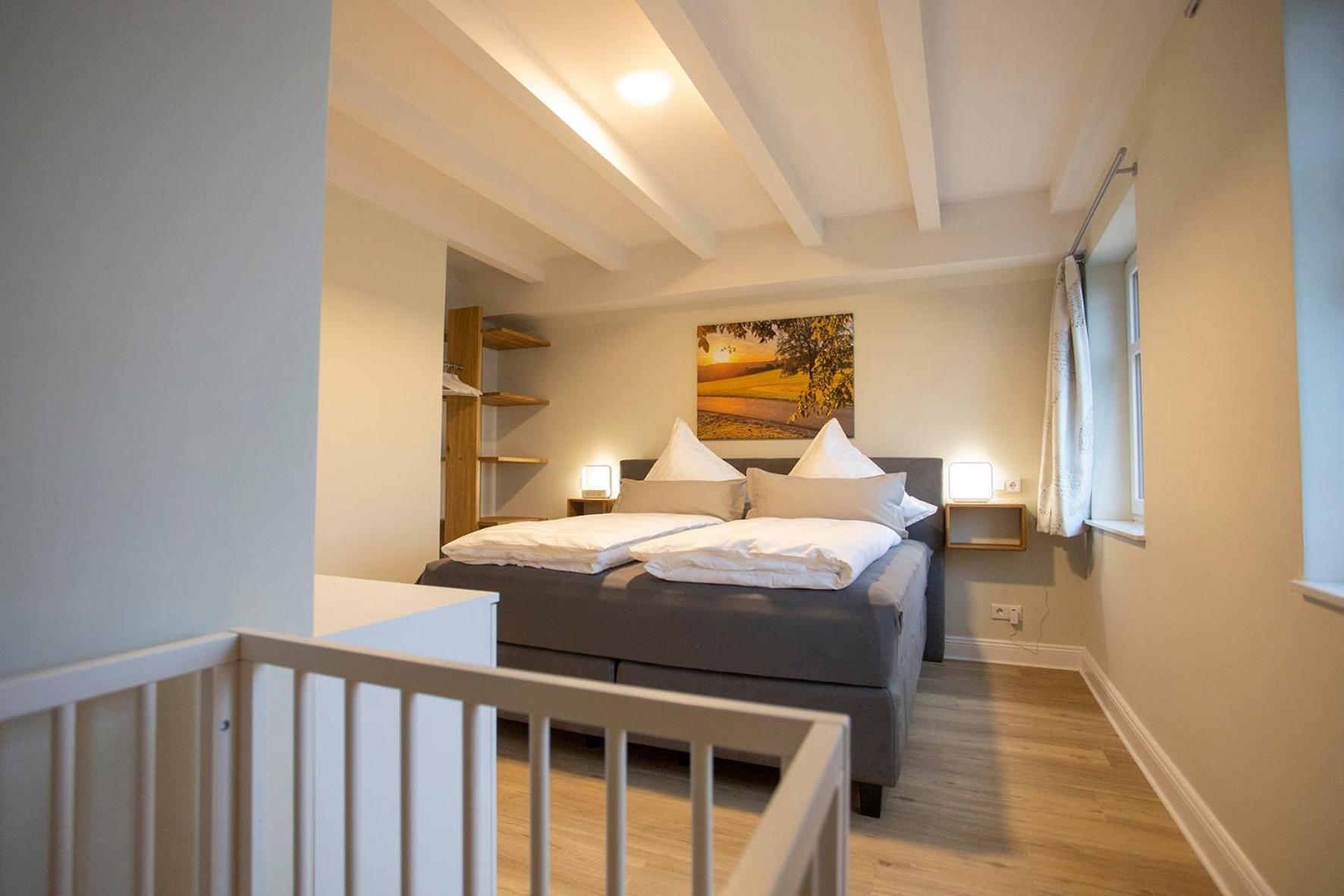 One-Bedroom Apartment - Photo 3