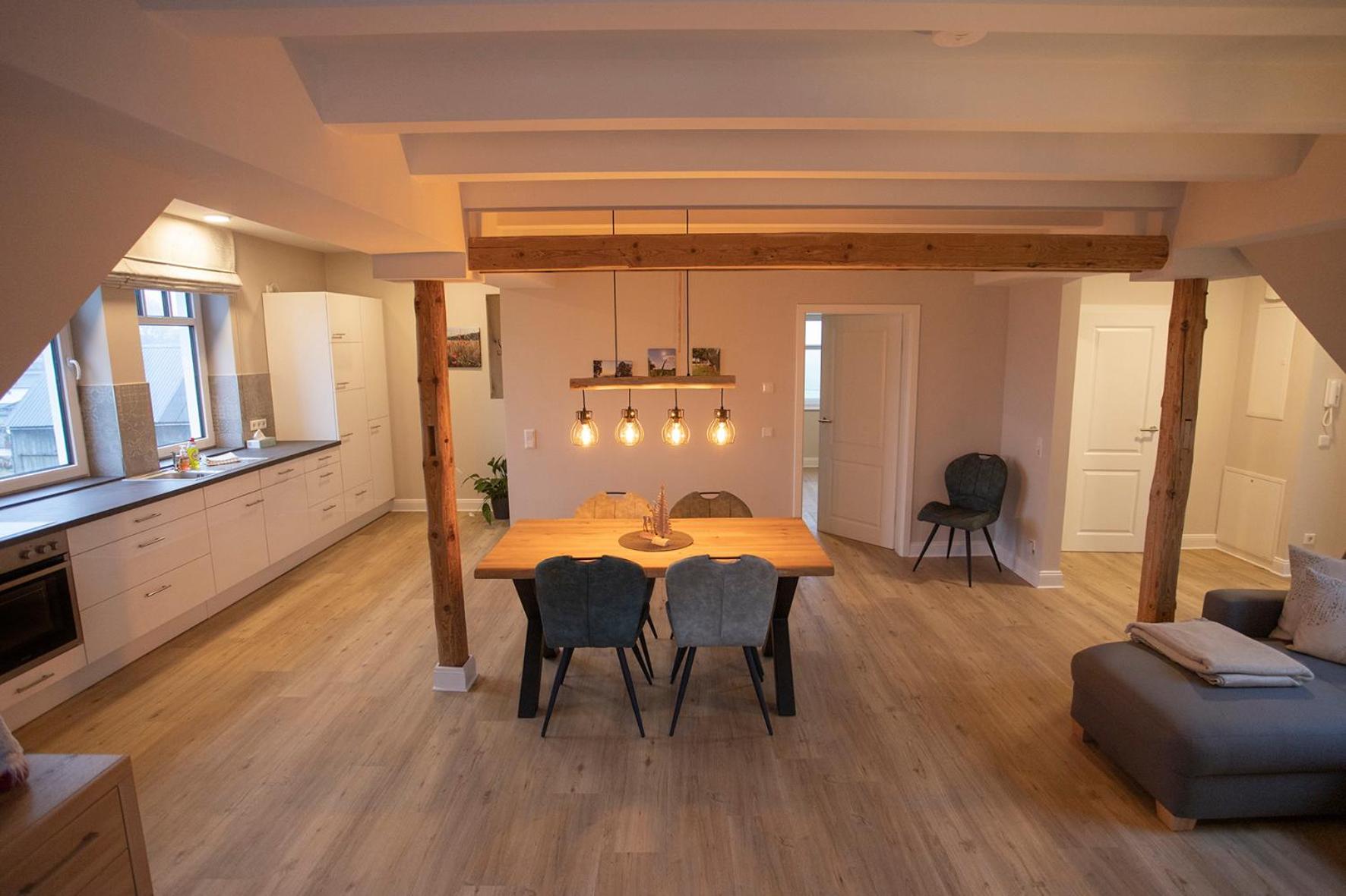 One-Bedroom Apartment - Photo 8
