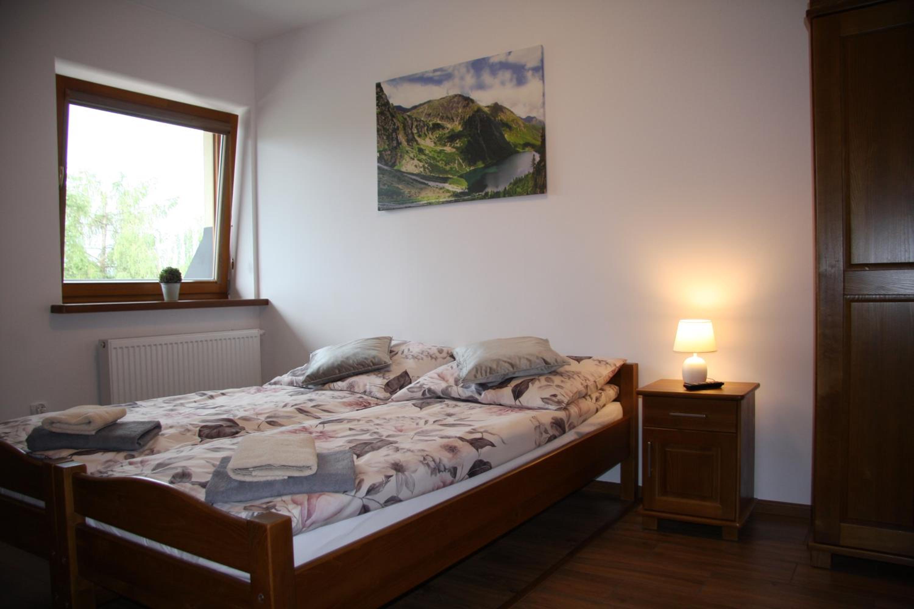 Double Room with Private Bathroom - Photo 2