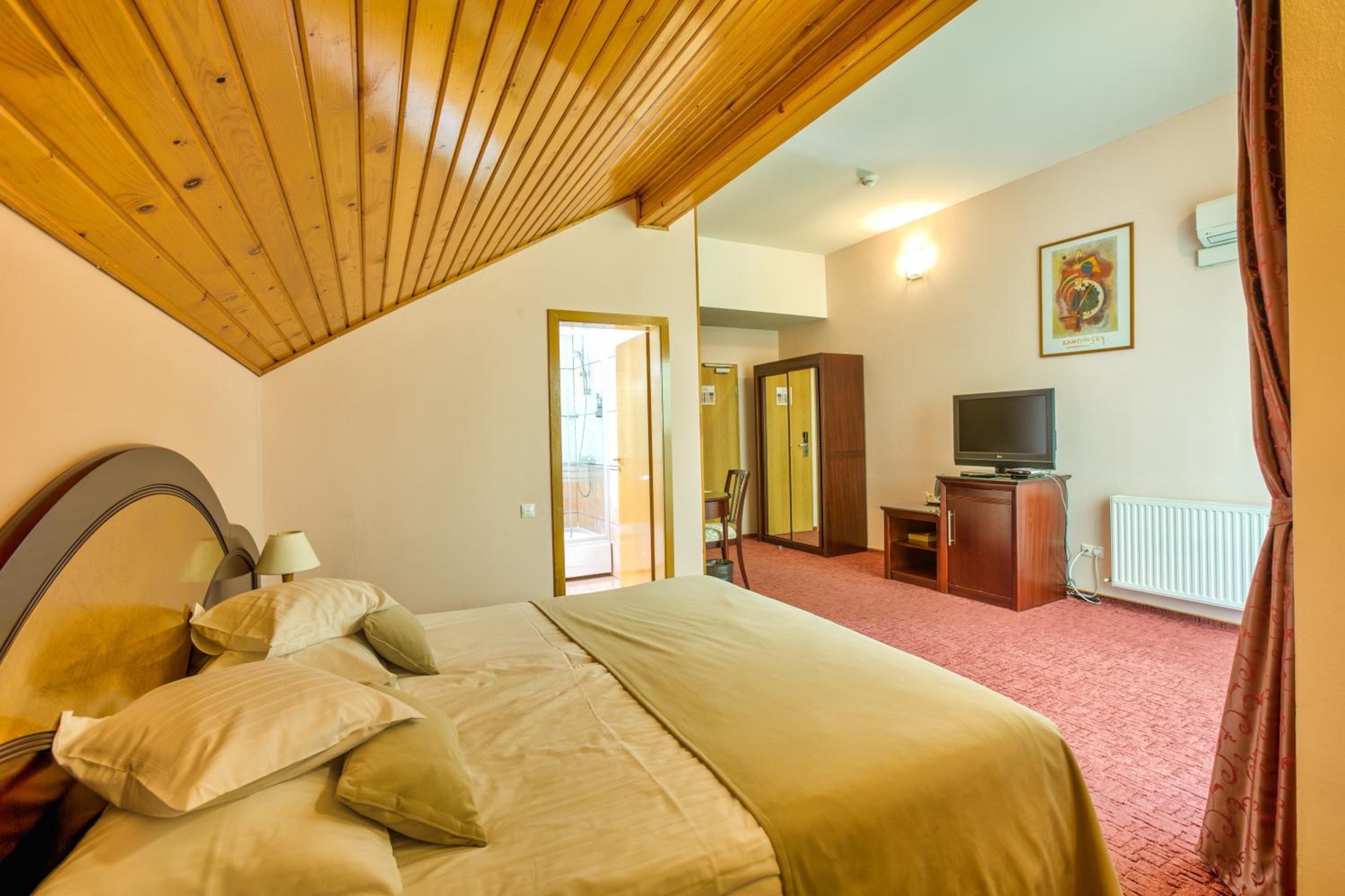 Deluxe Double Room - 4 stars - Photo 2