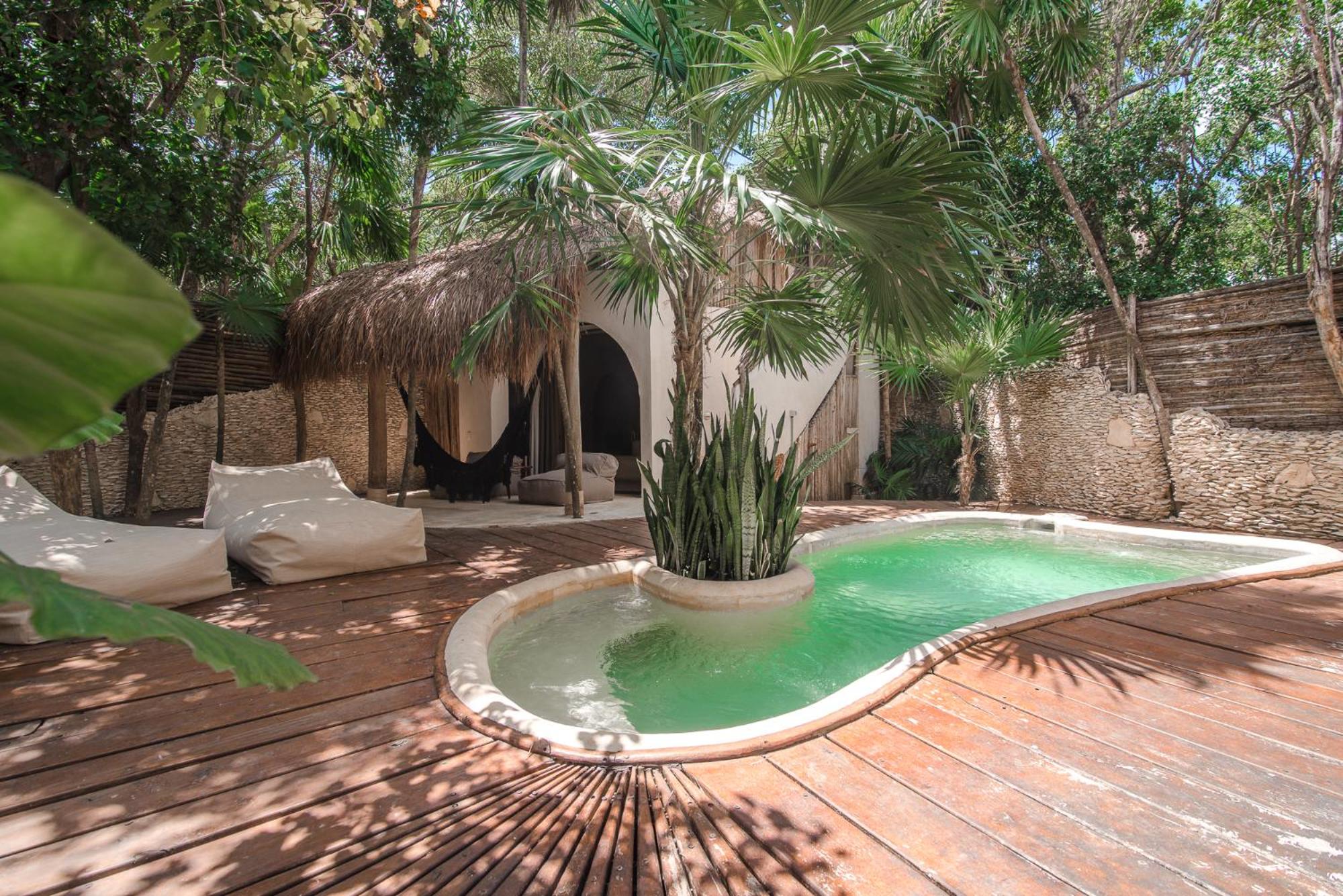 Double or Twin Room with Pool View - Photo 2