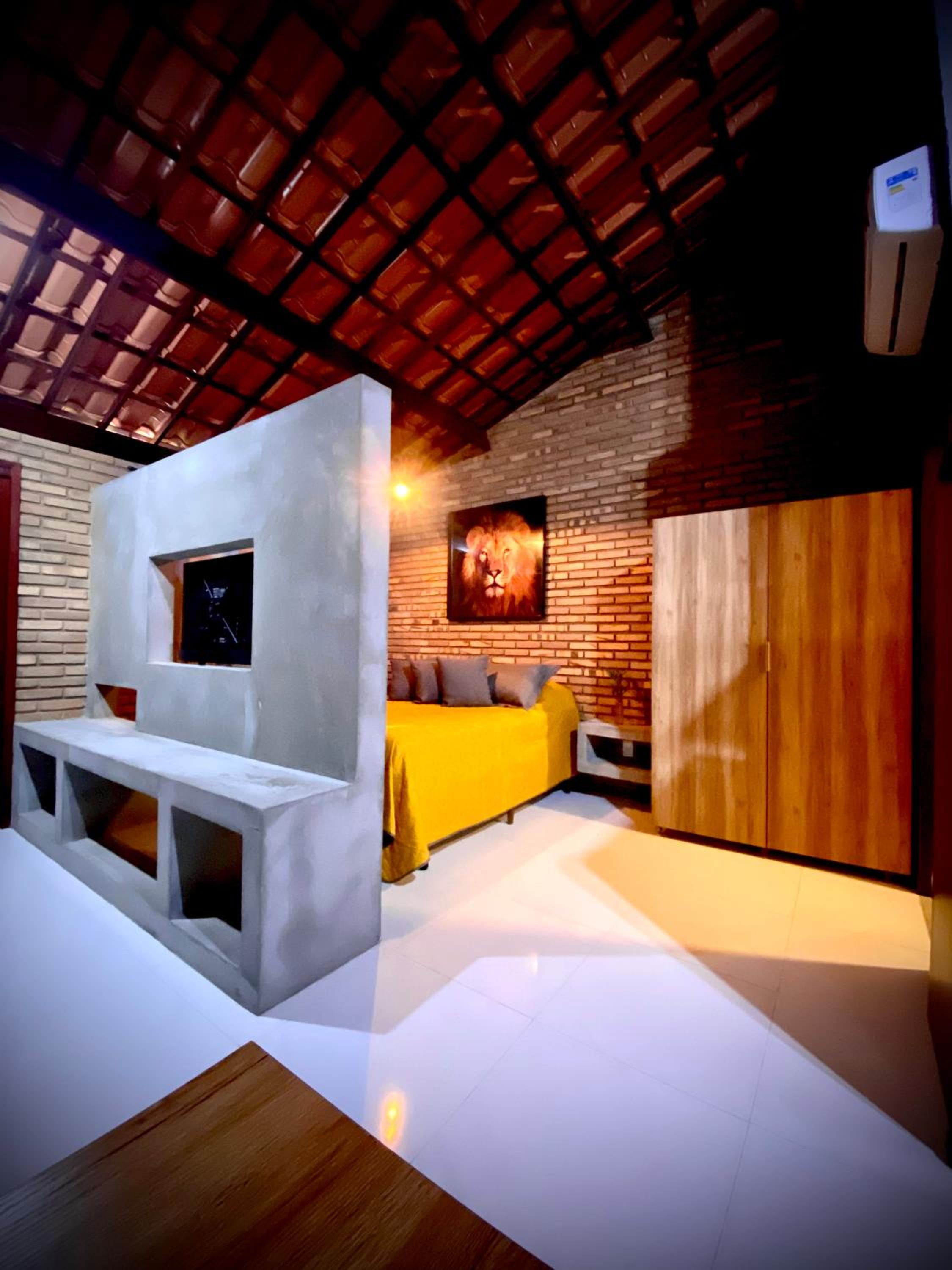Villa with Private Pool - Photo 5