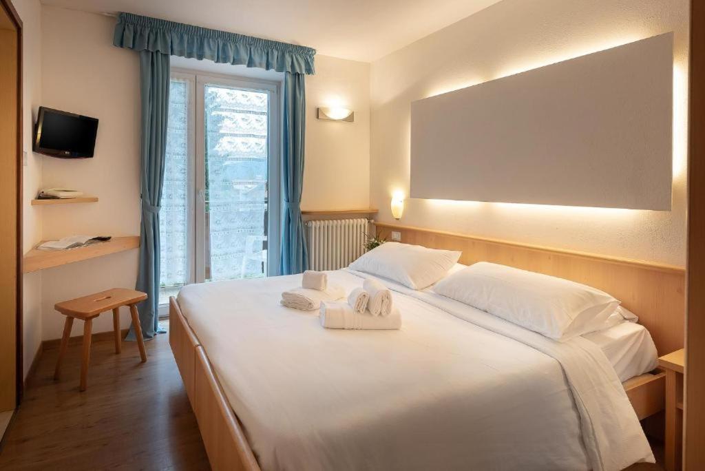 Superior Double or Twin Room photo 1