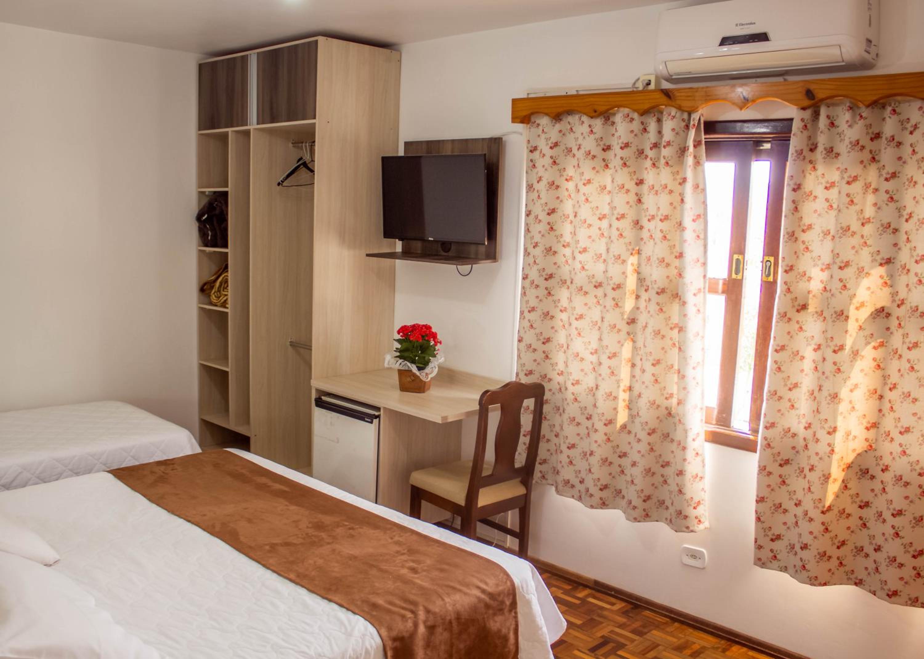 Standard Triple Room photo 1